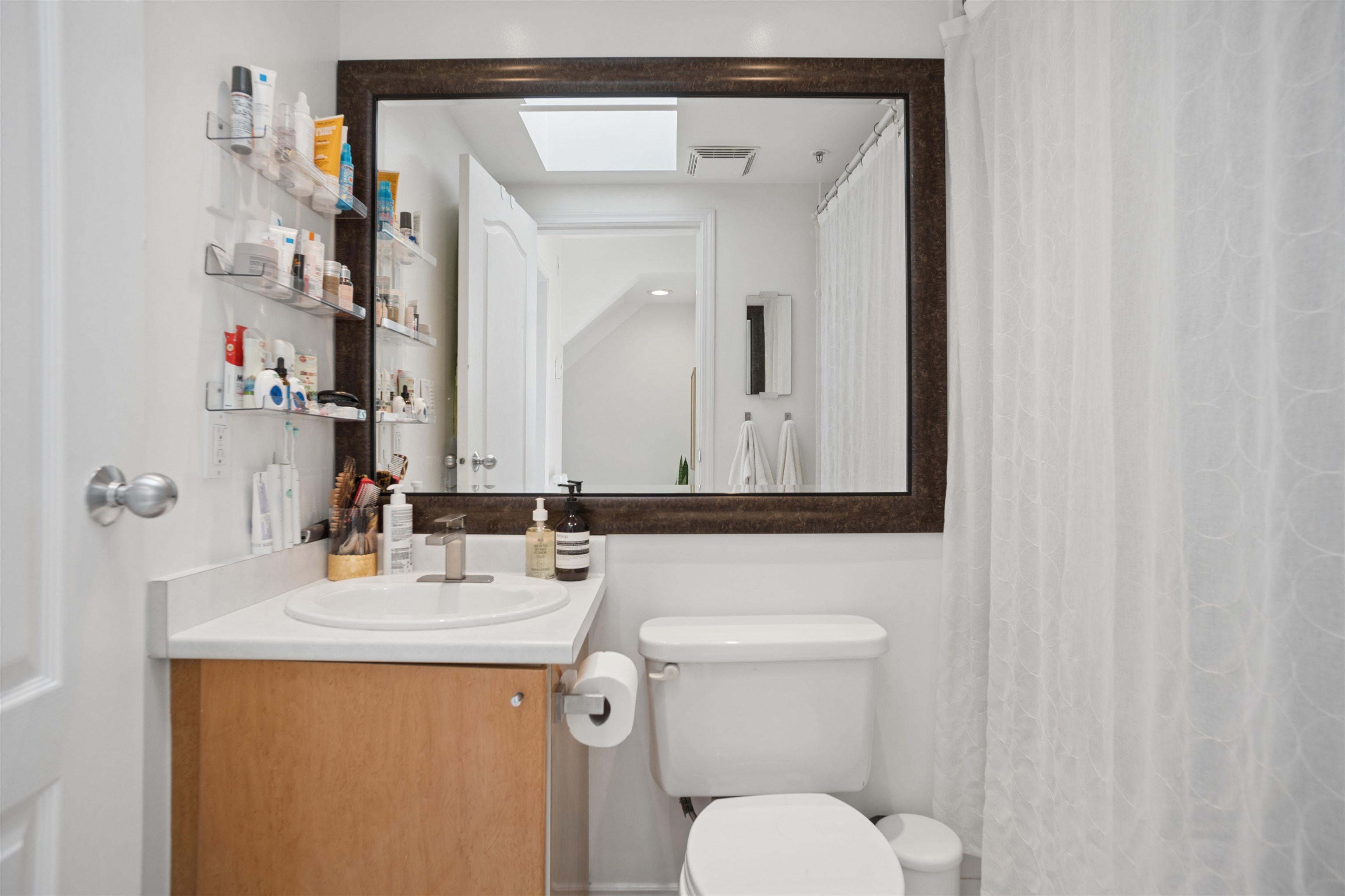 203 2190 5th Avenue - MLS&reg; # R3167974