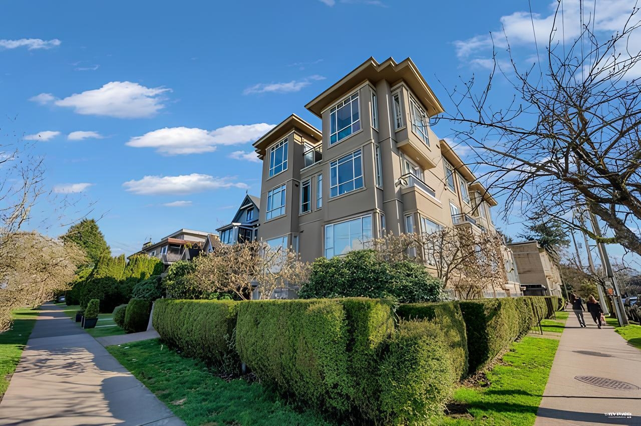203 2190 5th Avenue - MLS&reg; # R3167974