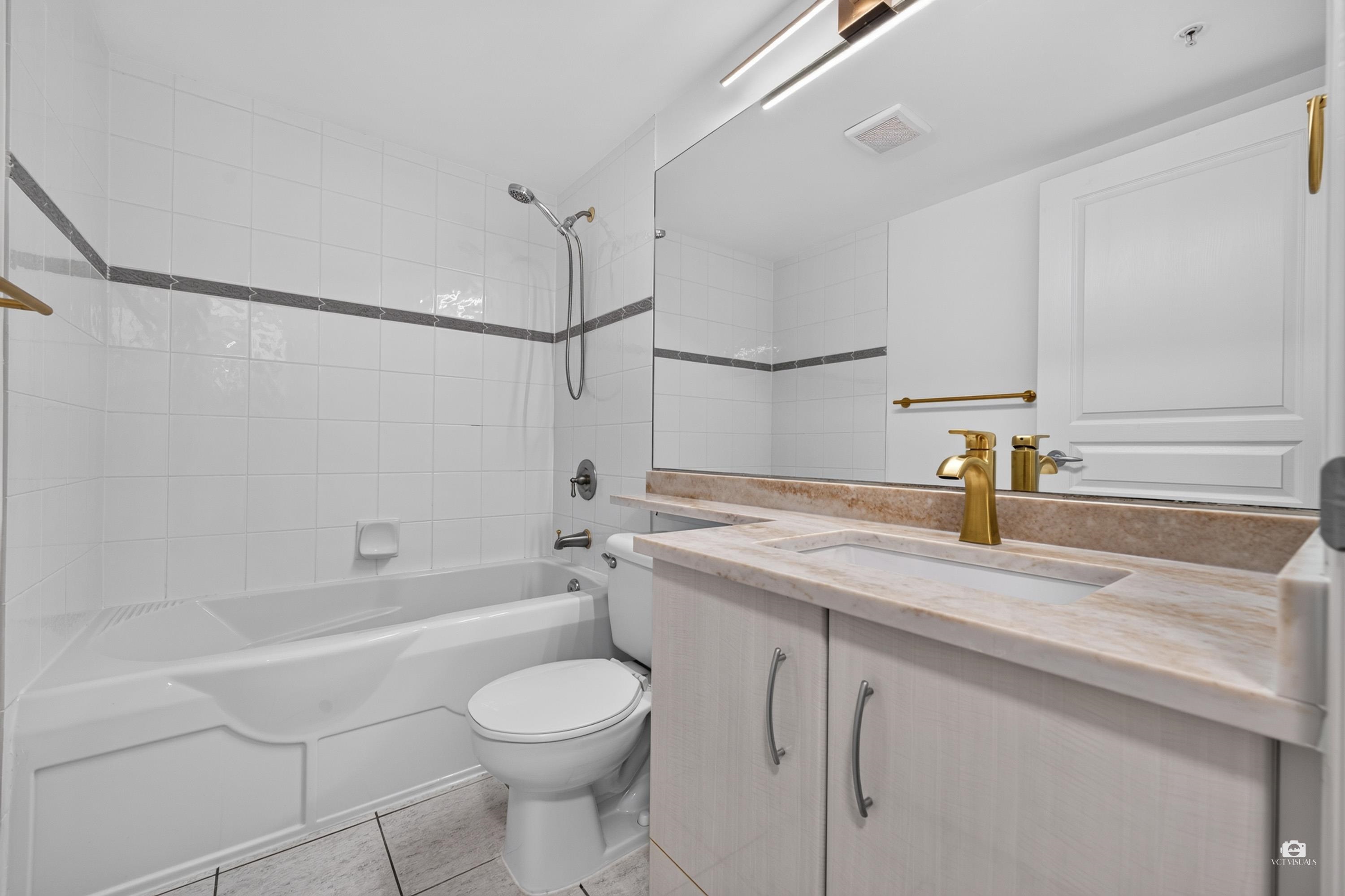 202 5639 Hampton Place - MLS&reg; # R3168208