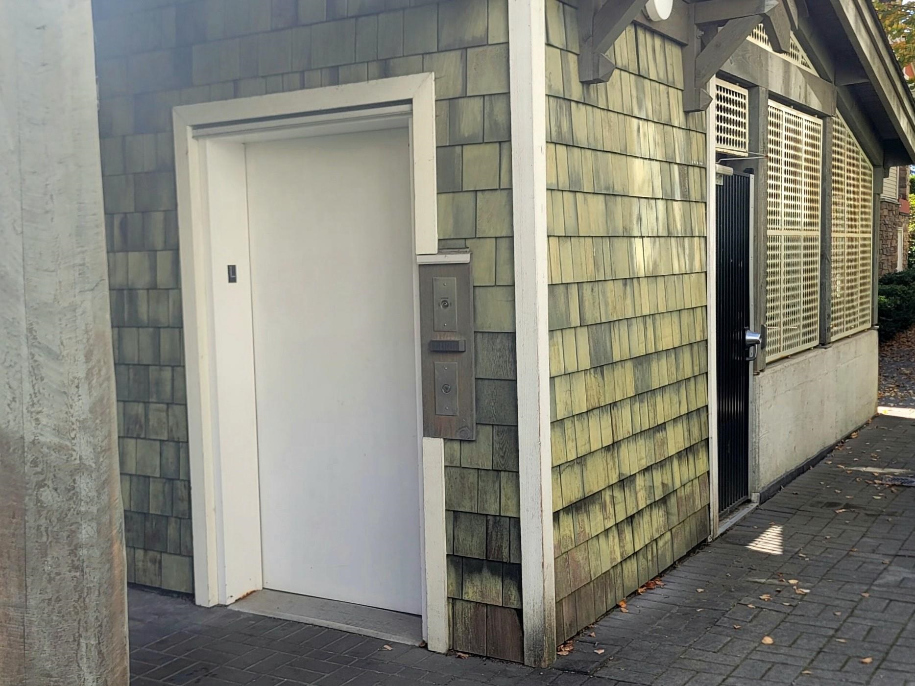  3238 54th Avenue - MLS&reg; # R3168351