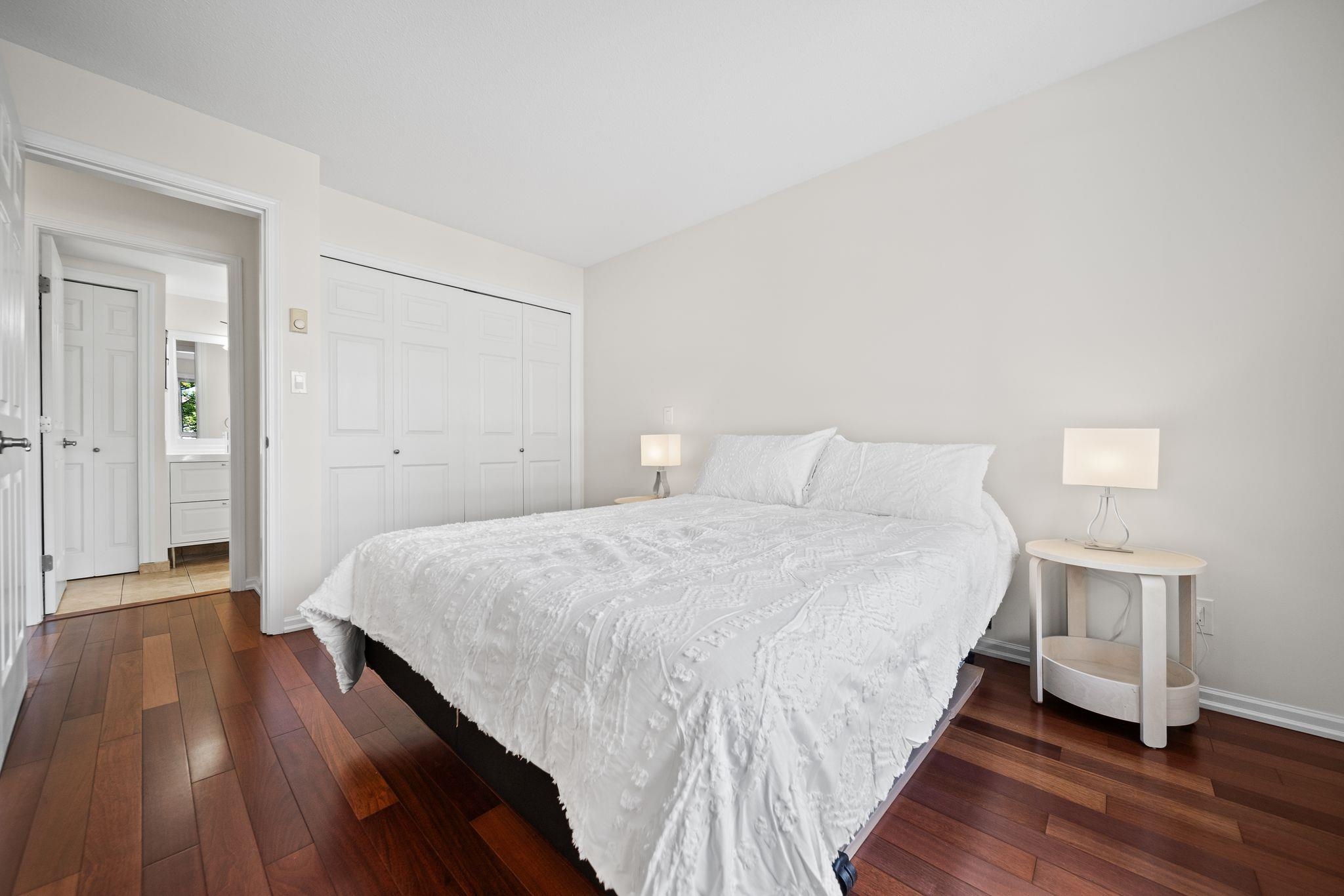 201 4990 Mcgeer Street - MLS&reg; # R3168383