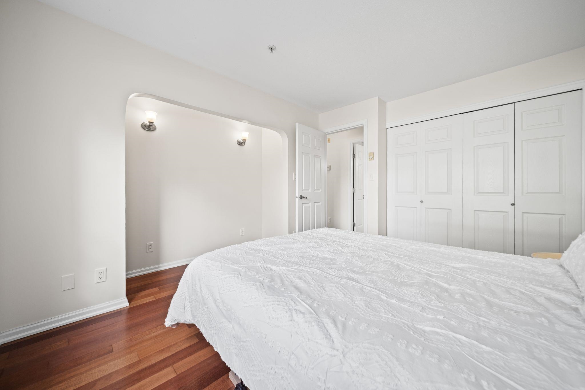 201 4990 Mcgeer Street - MLS&reg; # R3168383