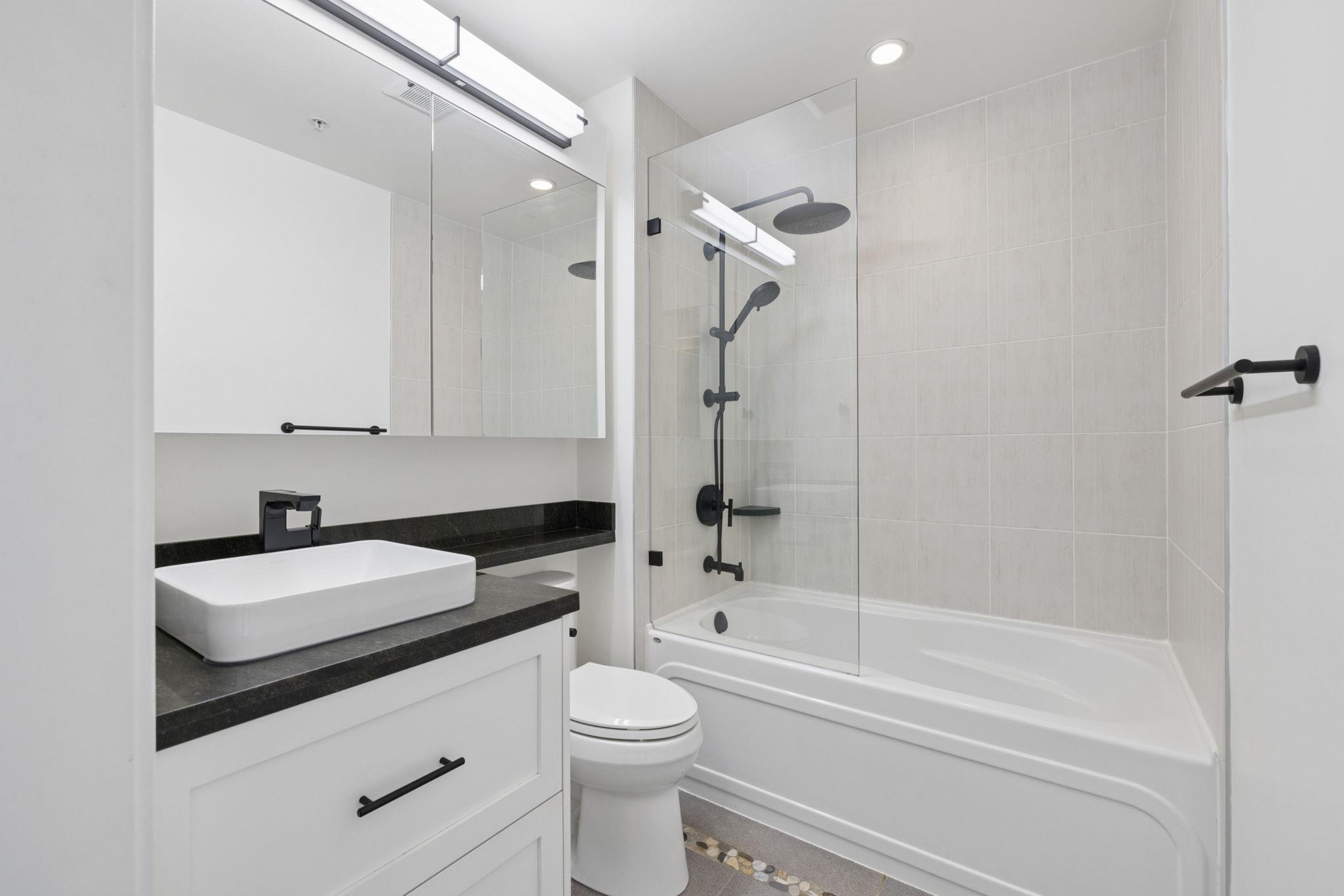 2007 1189 Melville Street - MLS&reg; # R3168778