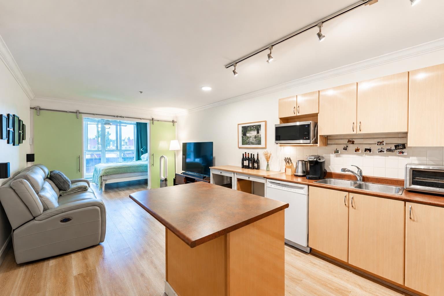 406 5629 Dunbar Street - MLS&reg; # R3168937