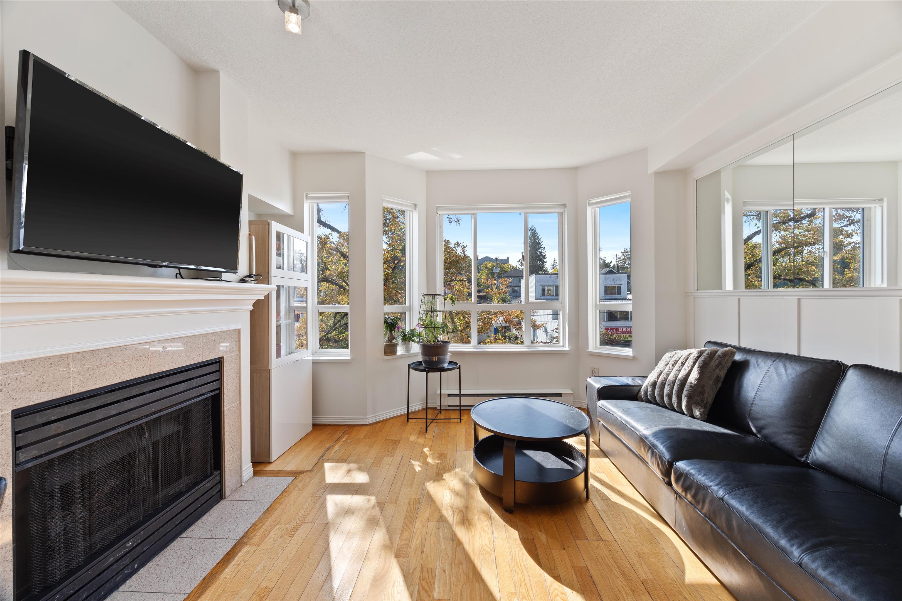 316 2565 Broadway Street - MLS&reg; # R3169260