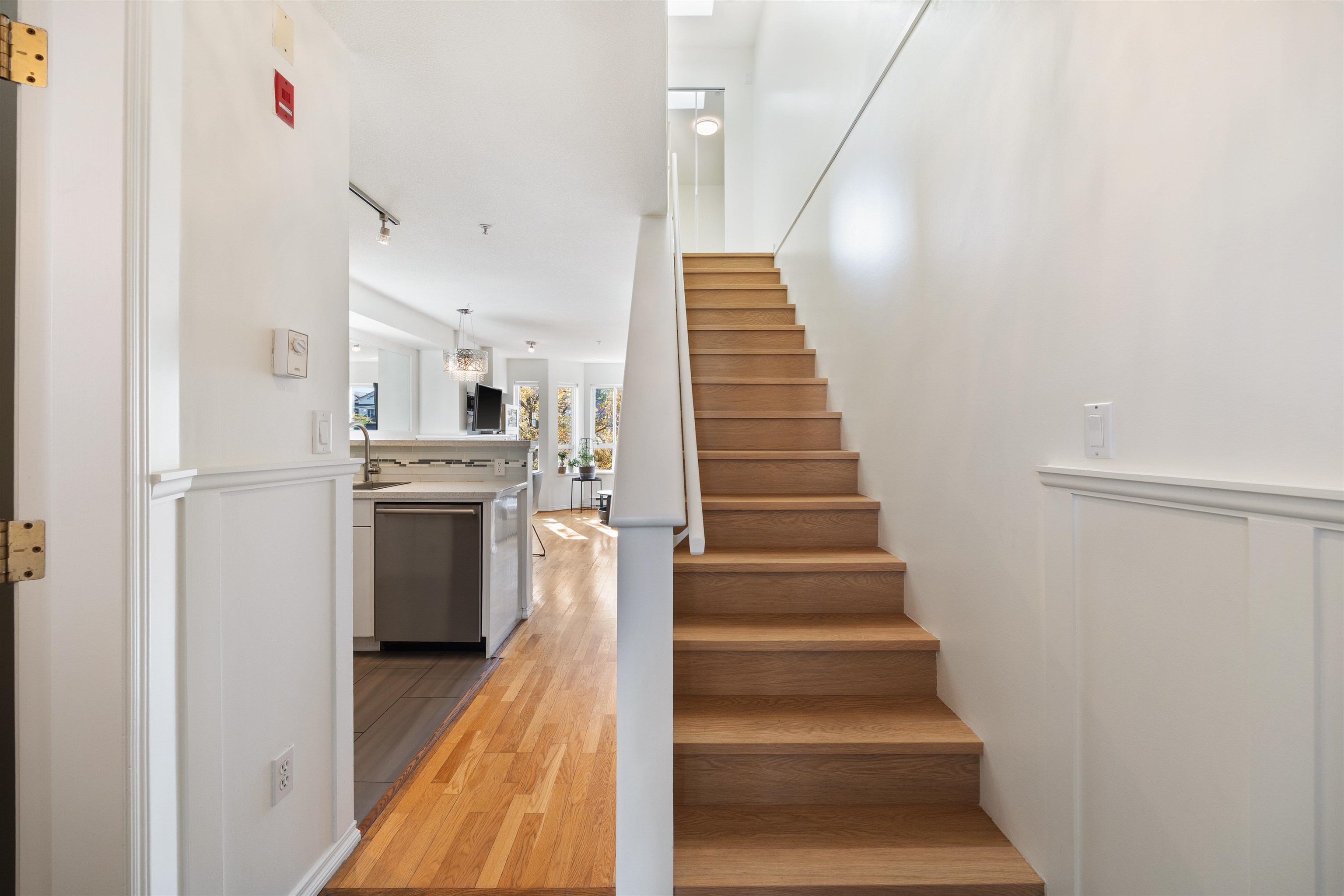 316 2565 Broadway Street - MLS&reg; # R3169260