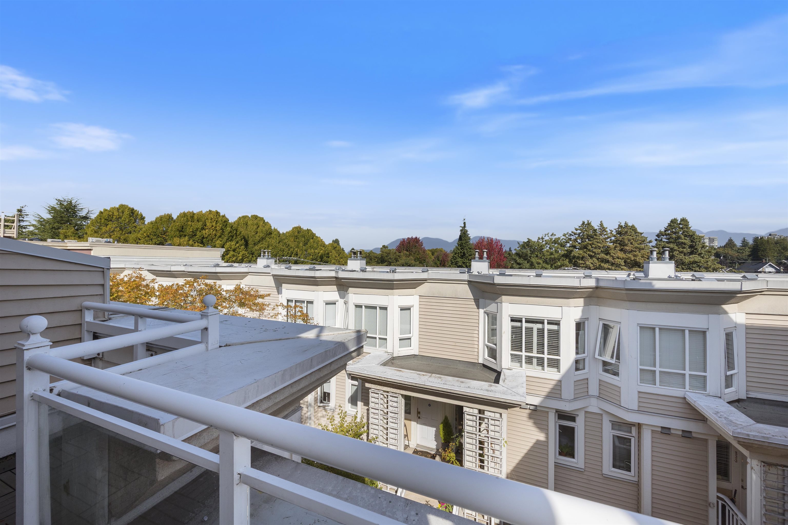 316 2565 Broadway Street - MLS&reg; # R3169260