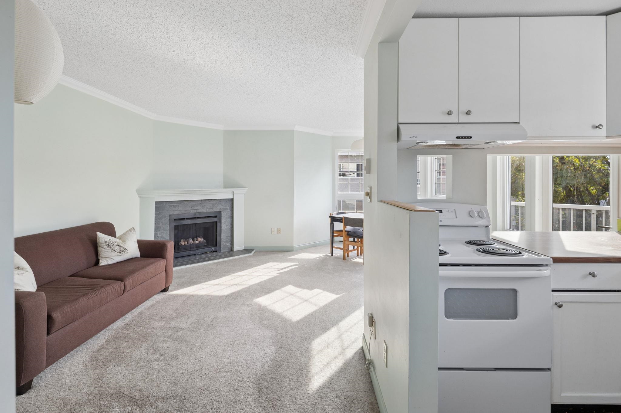 304 8772 Marine Drive - MLS&reg; # R3169973