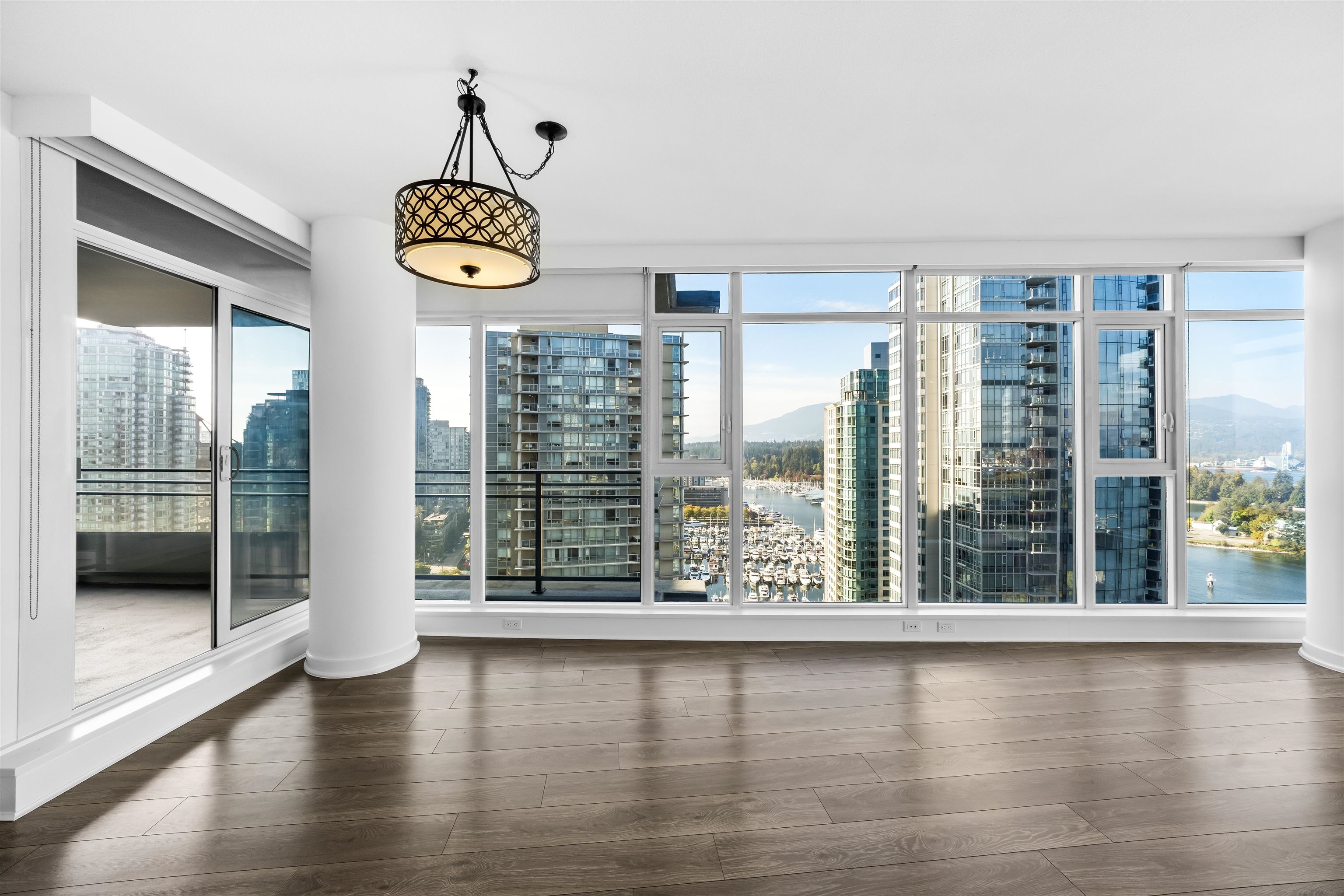 2302 1205 Hastings Street - MLS&reg; # R3170014