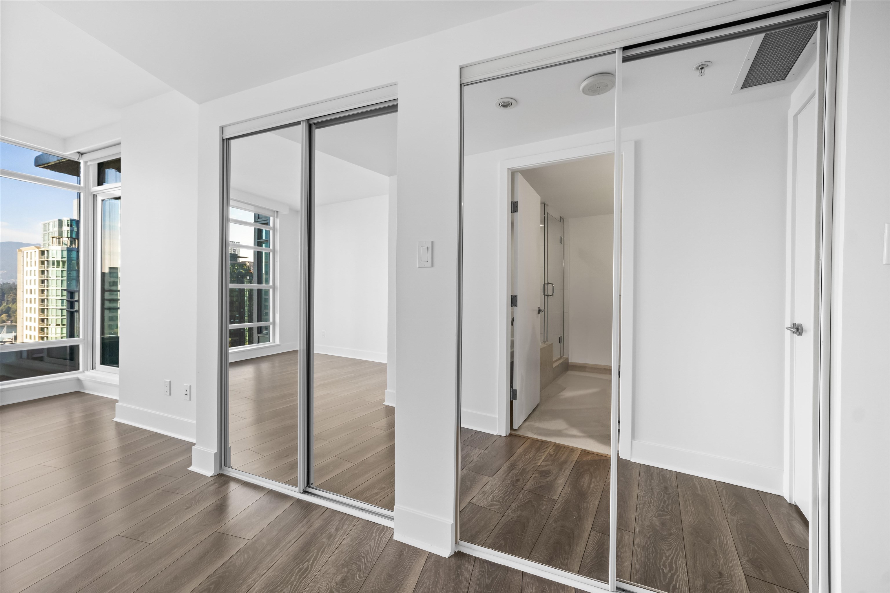 2302 1205 Hastings Street - MLS&reg; # R3170014