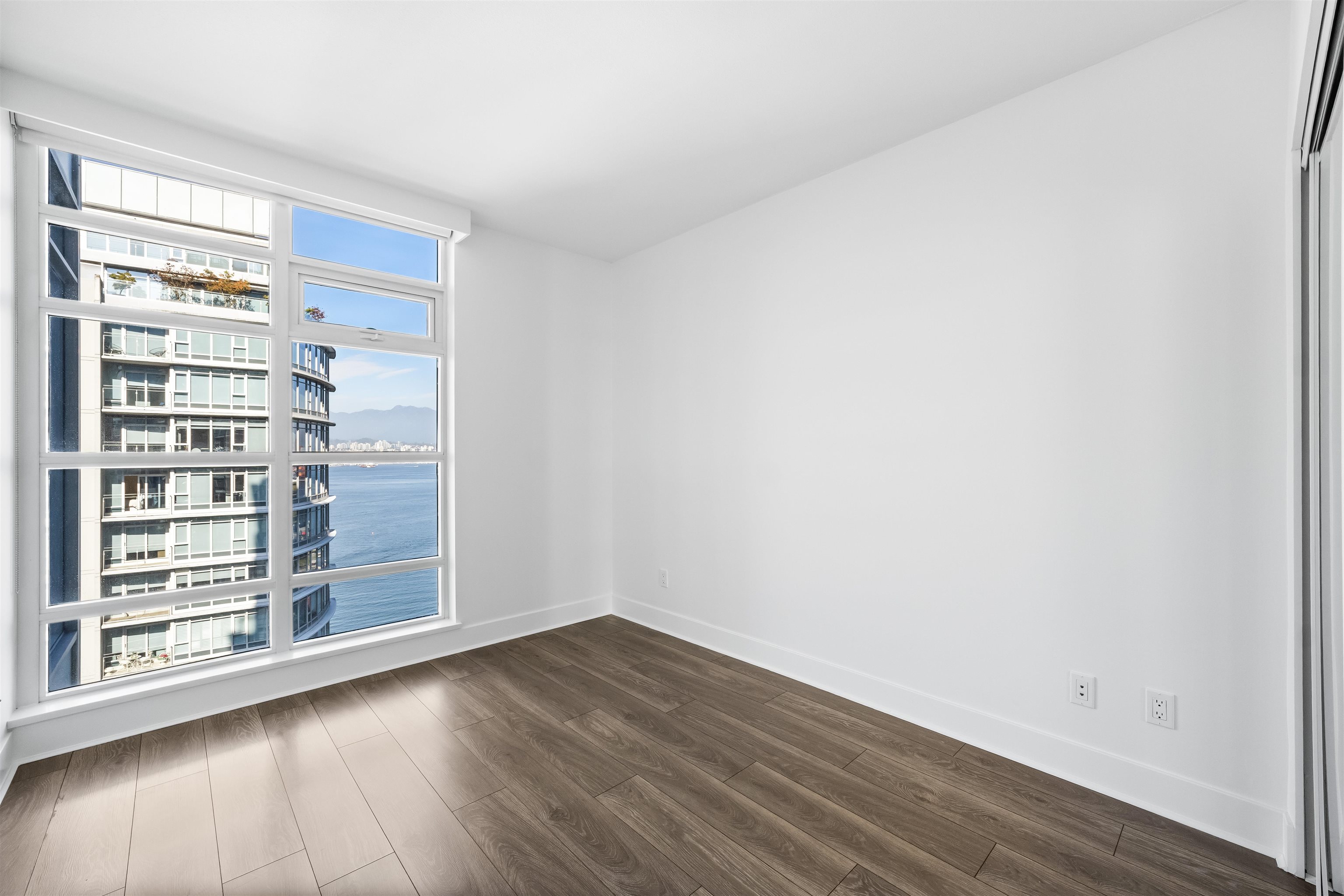 2302 1205 Hastings Street - MLS&reg; # R3170014