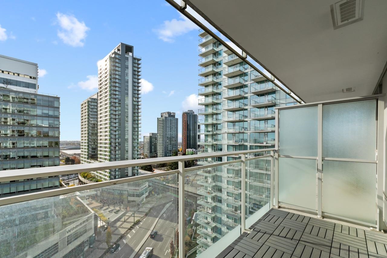2003 455 Marine Drive - MLS&reg; # R3170039