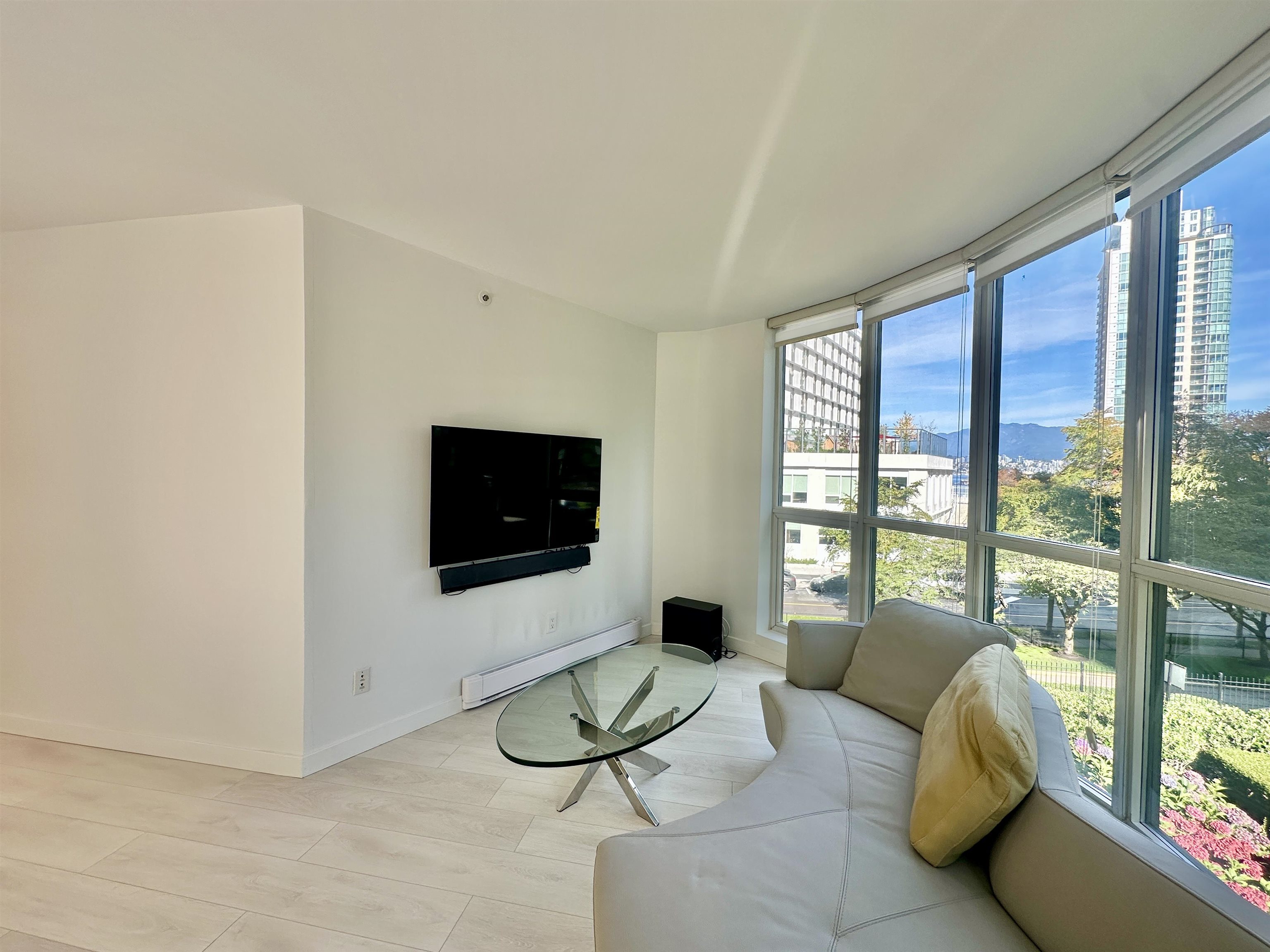 206 588 Broughton Street - MLS&reg; # R3170108