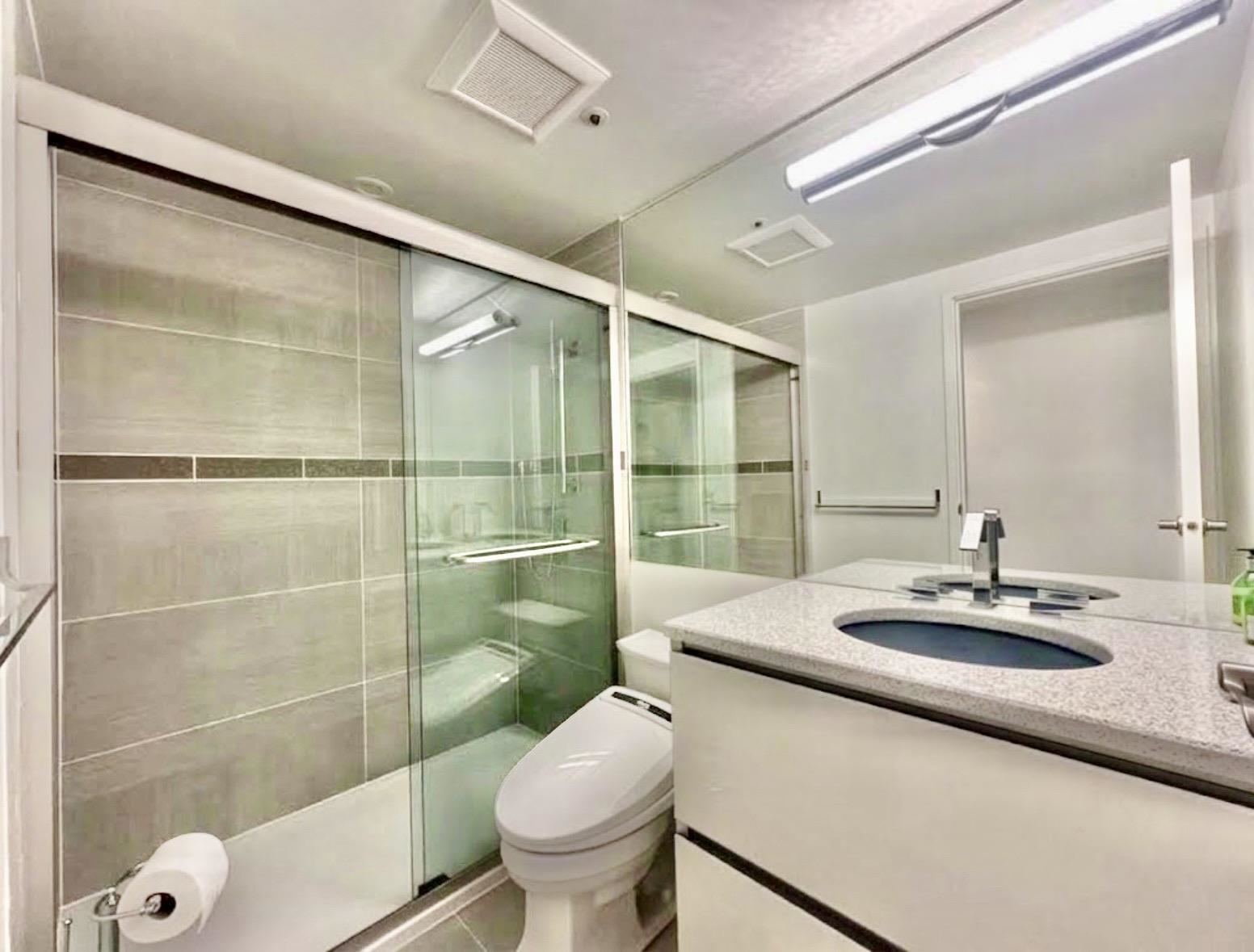 206 588 Broughton Street - MLS&reg; # R3170108
