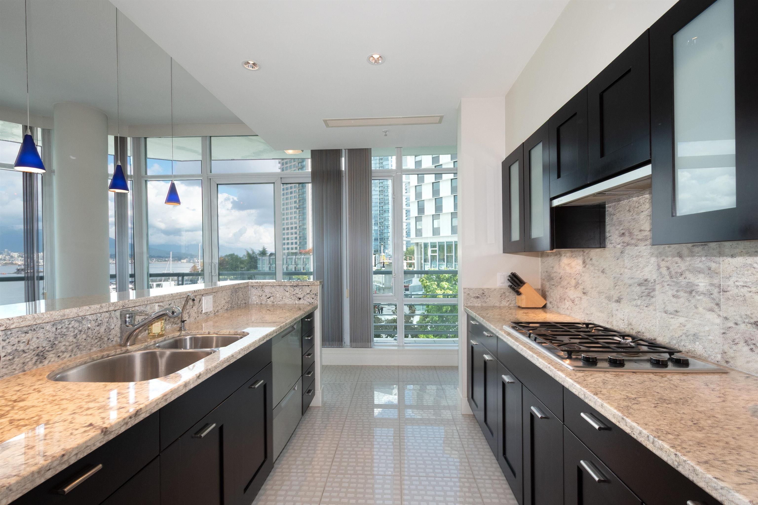 203 499 Broughton Street - MLS&reg; # R3170668