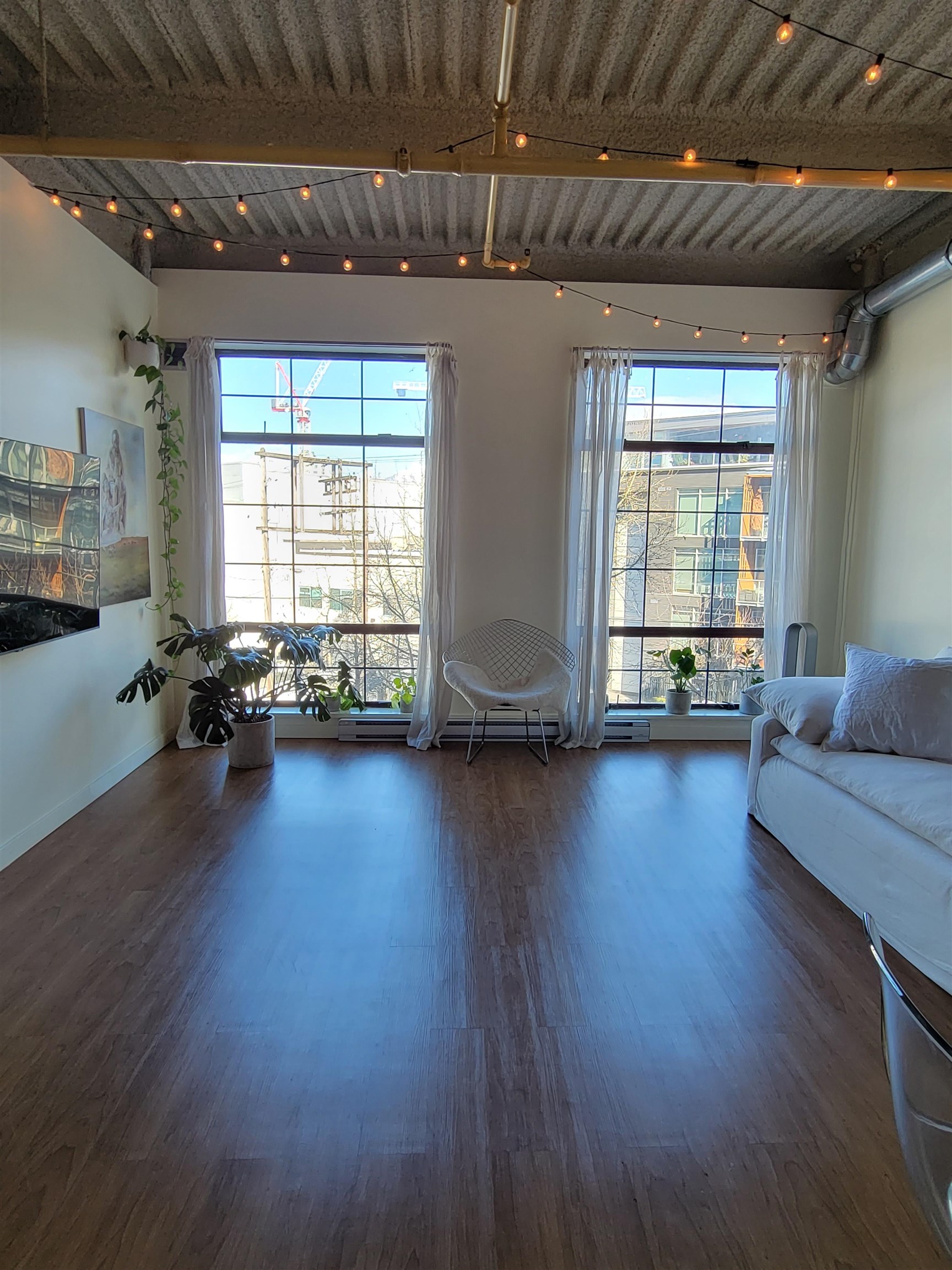 217 237 4th Avenue - MLS&reg; # R3171589
