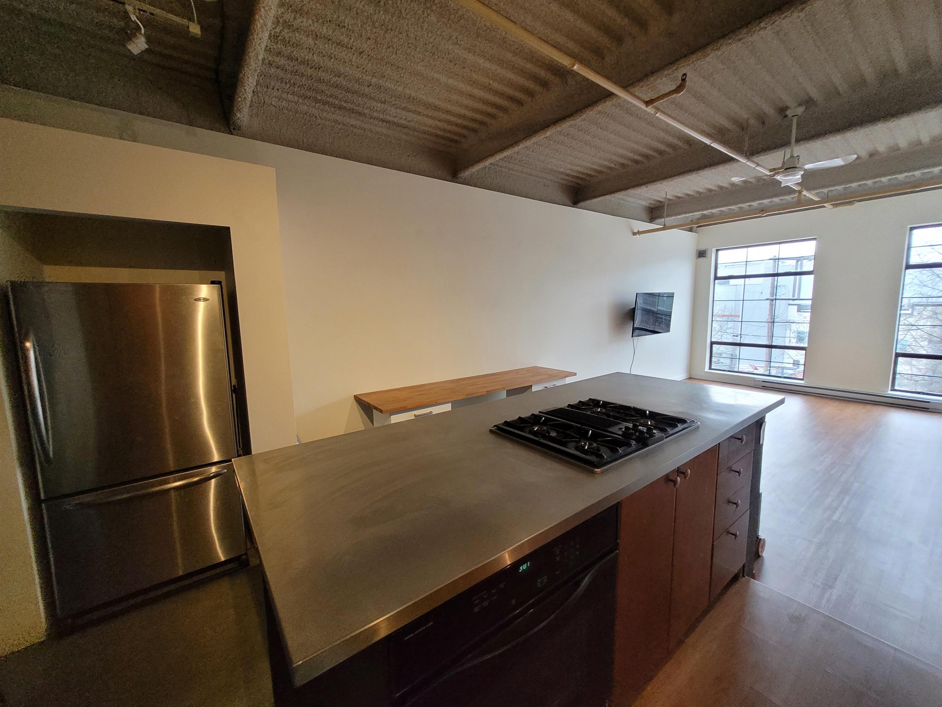 217 237 4th Avenue - MLS&reg; # R3171589