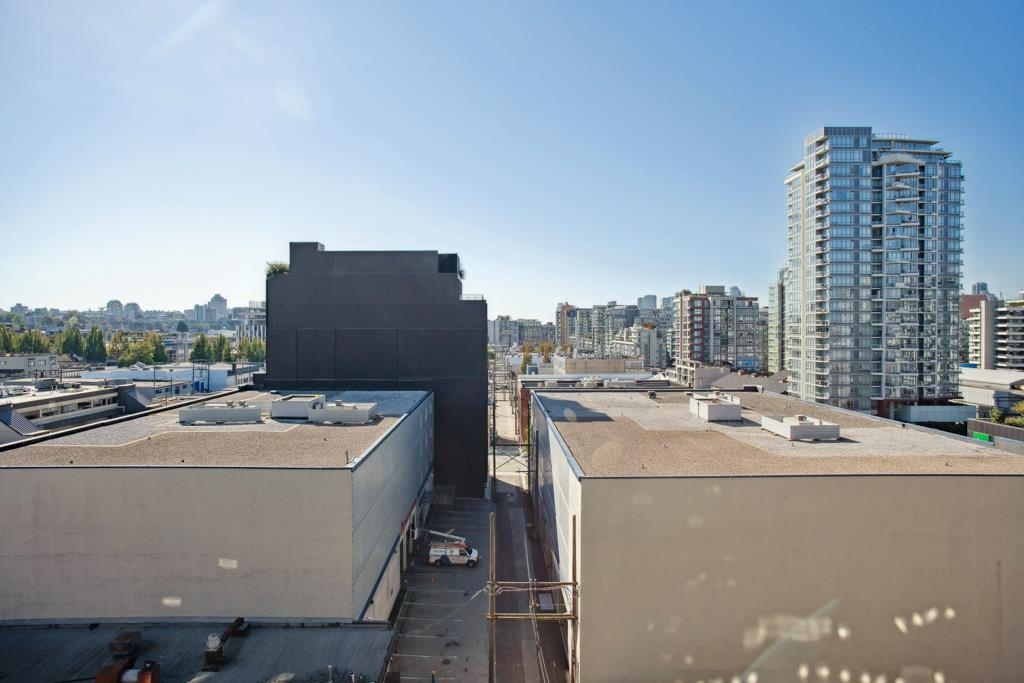 920 180 2nd Avenue - MLS&reg; # R3171892