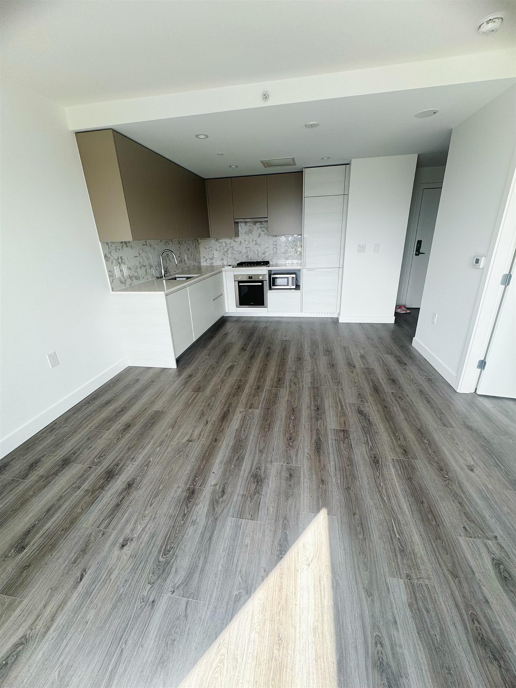 1708 8188 Fraser St  - MLS&reg; # R3172165