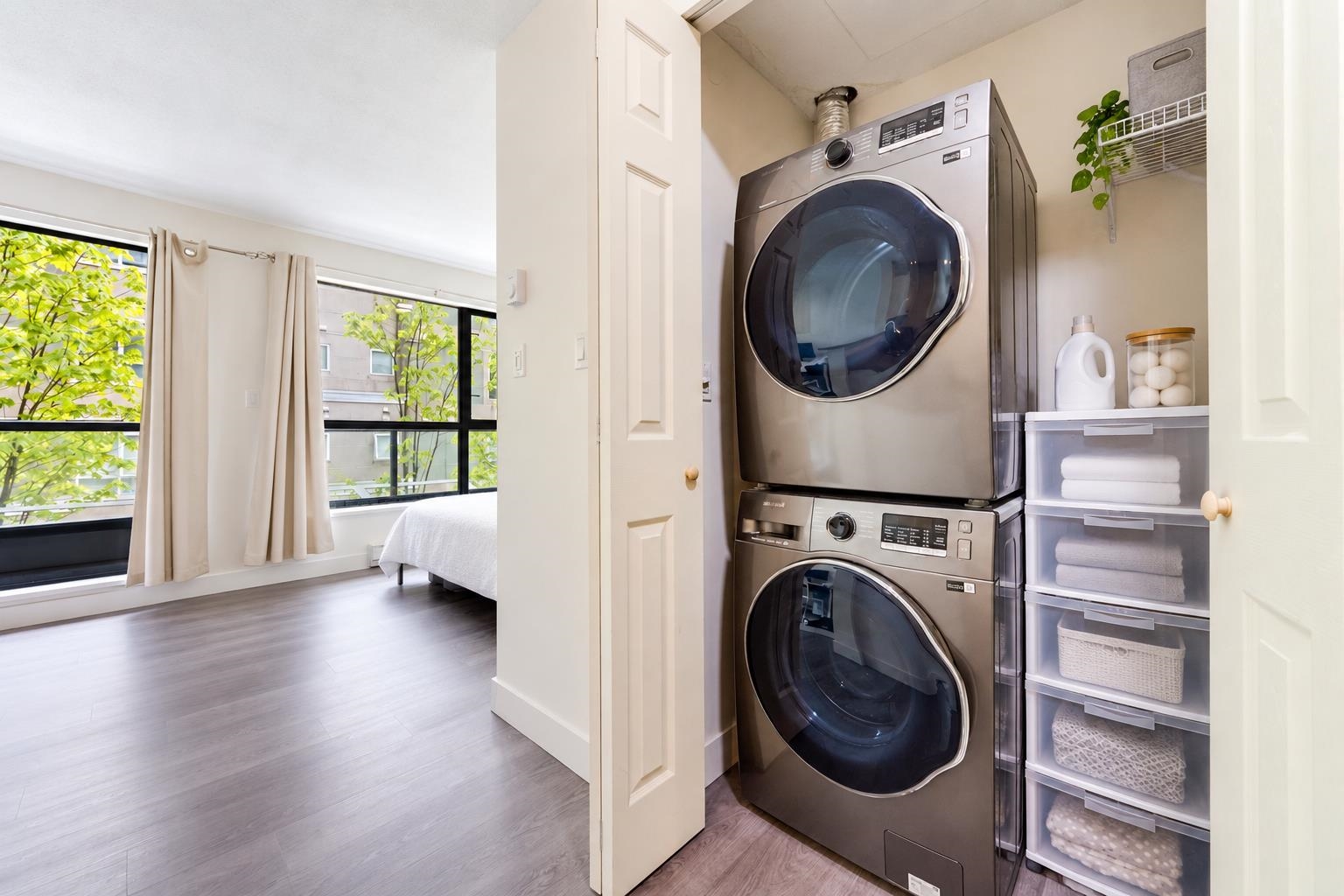 205 3438 Vanness Avenue - MLS&reg; # R3172389