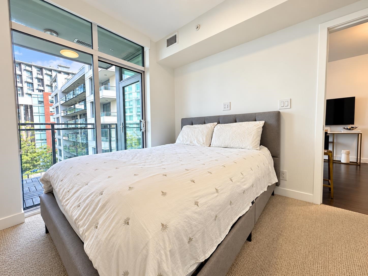 601 161 1st Avenue - MLS&reg; # R3173160
