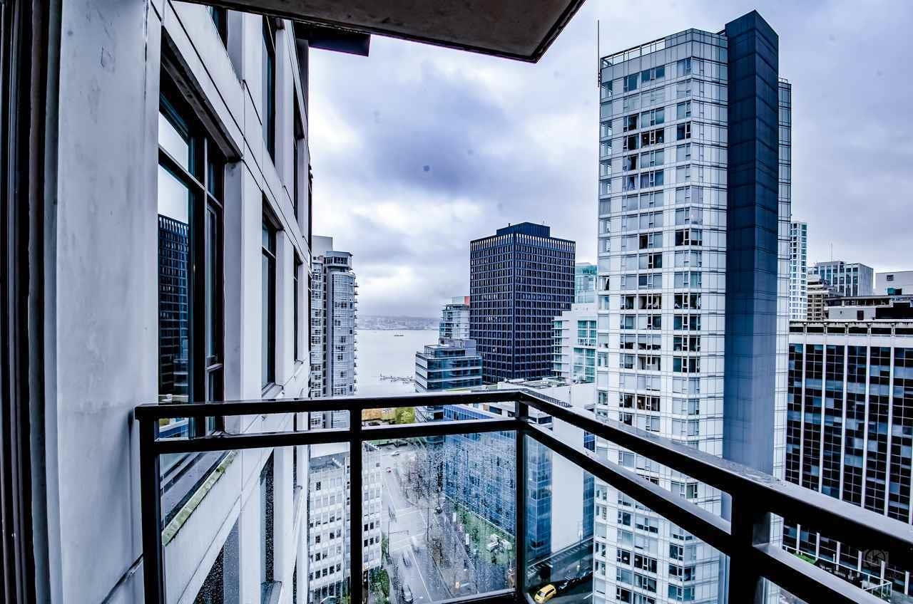 20XX 1211 Melville Street - MLS&reg; # R3173928