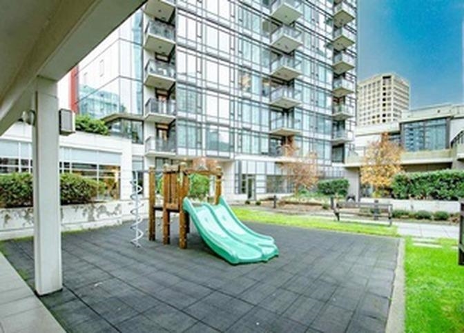20XX 1211 Melville Street - MLS&reg; # R3173928
