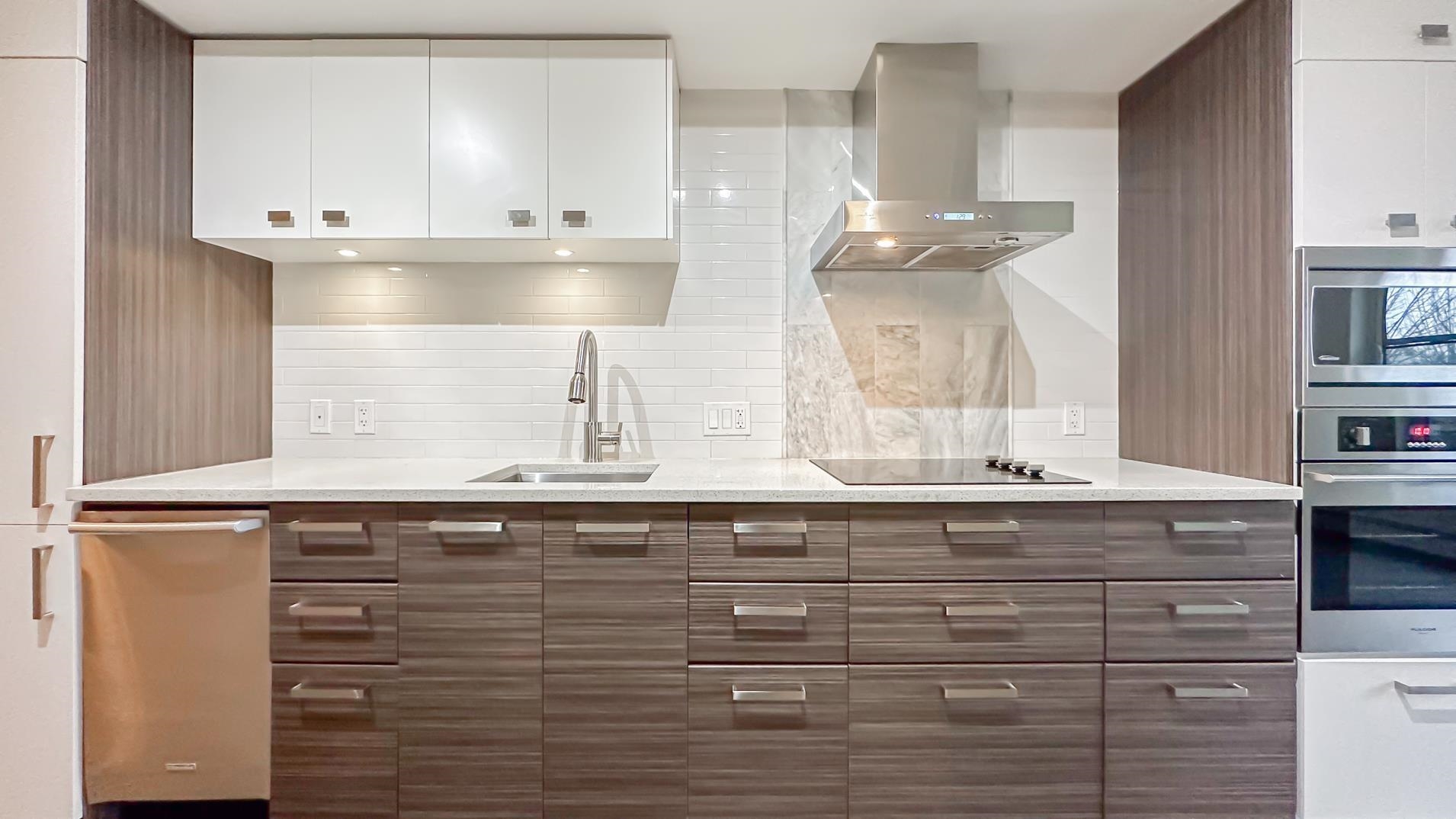    - MLS&reg; # R3174037