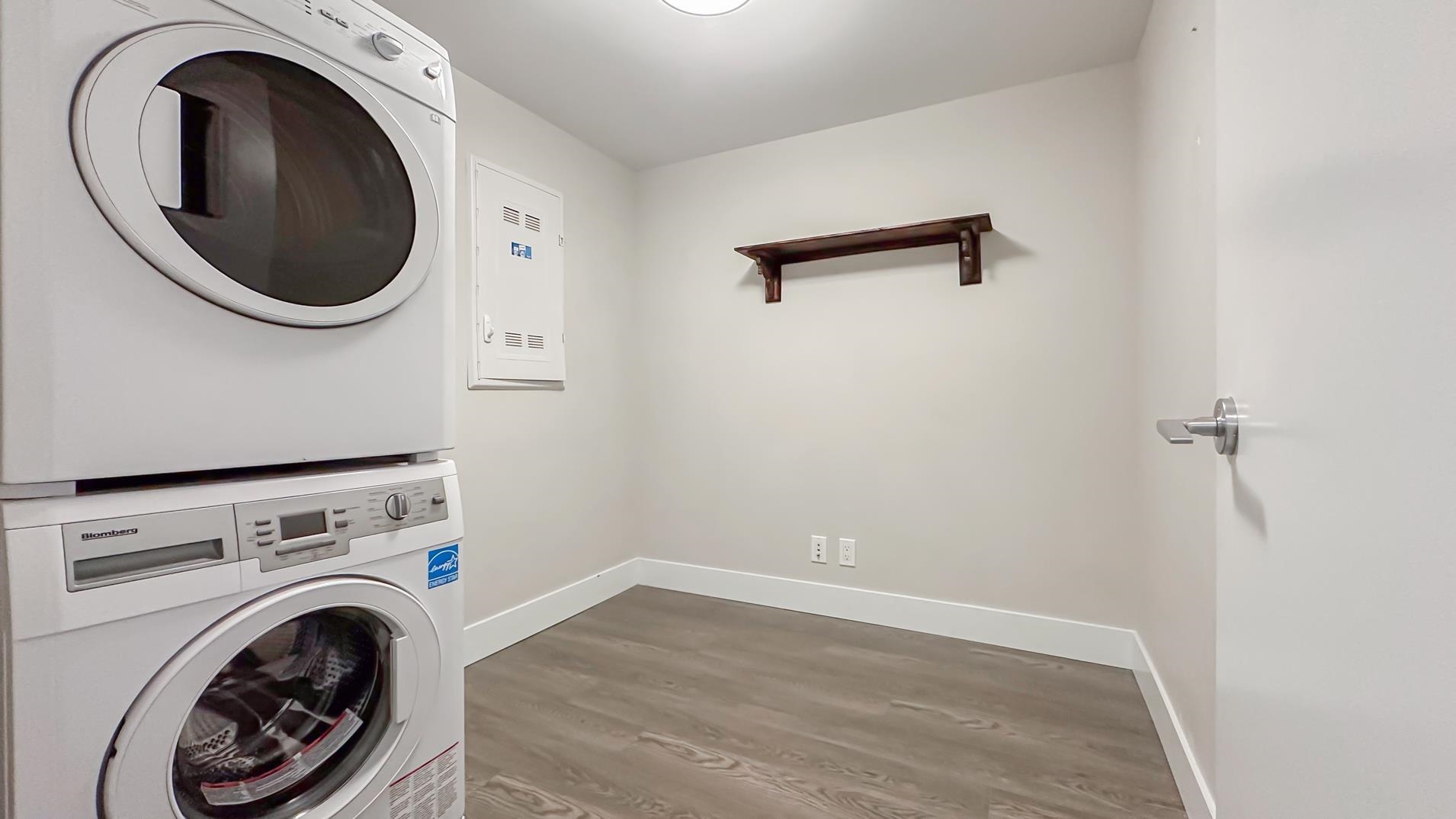    - MLS&reg; # R3174037