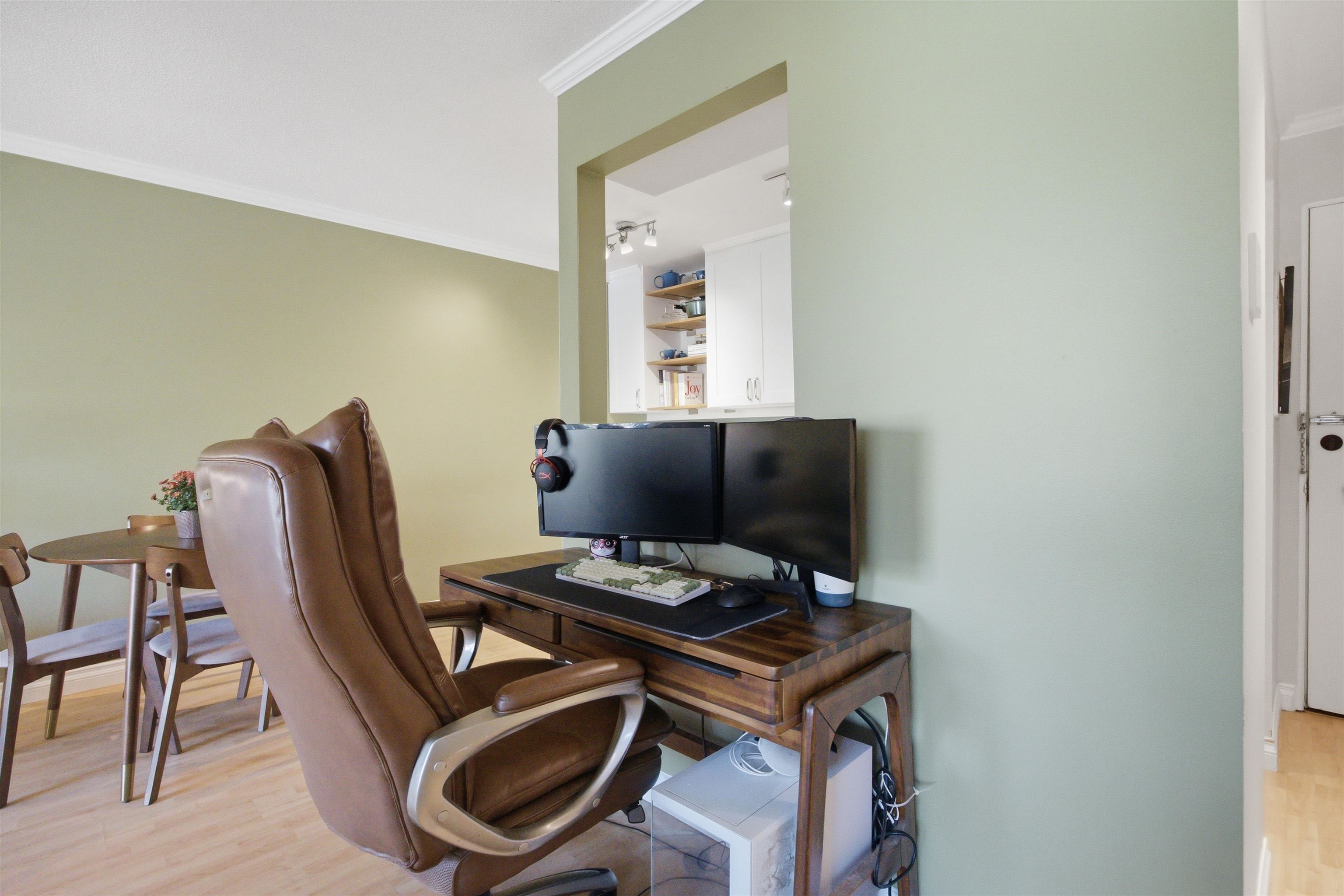 203 36 14th Avenue - MLS&reg; # R3176440