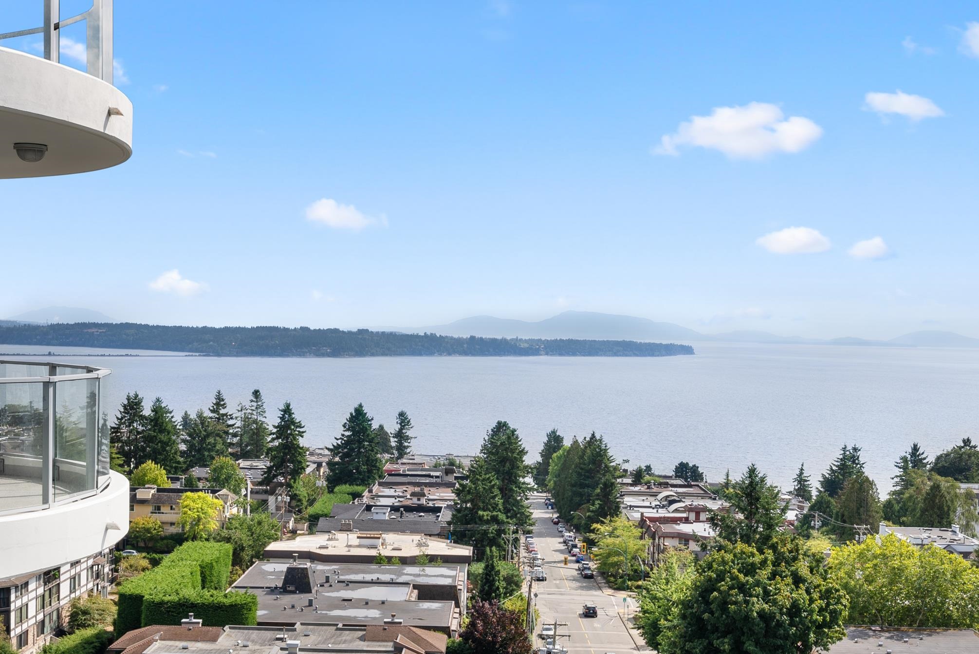 1102 1500 Martin Street - MLS&reg; # R3074394