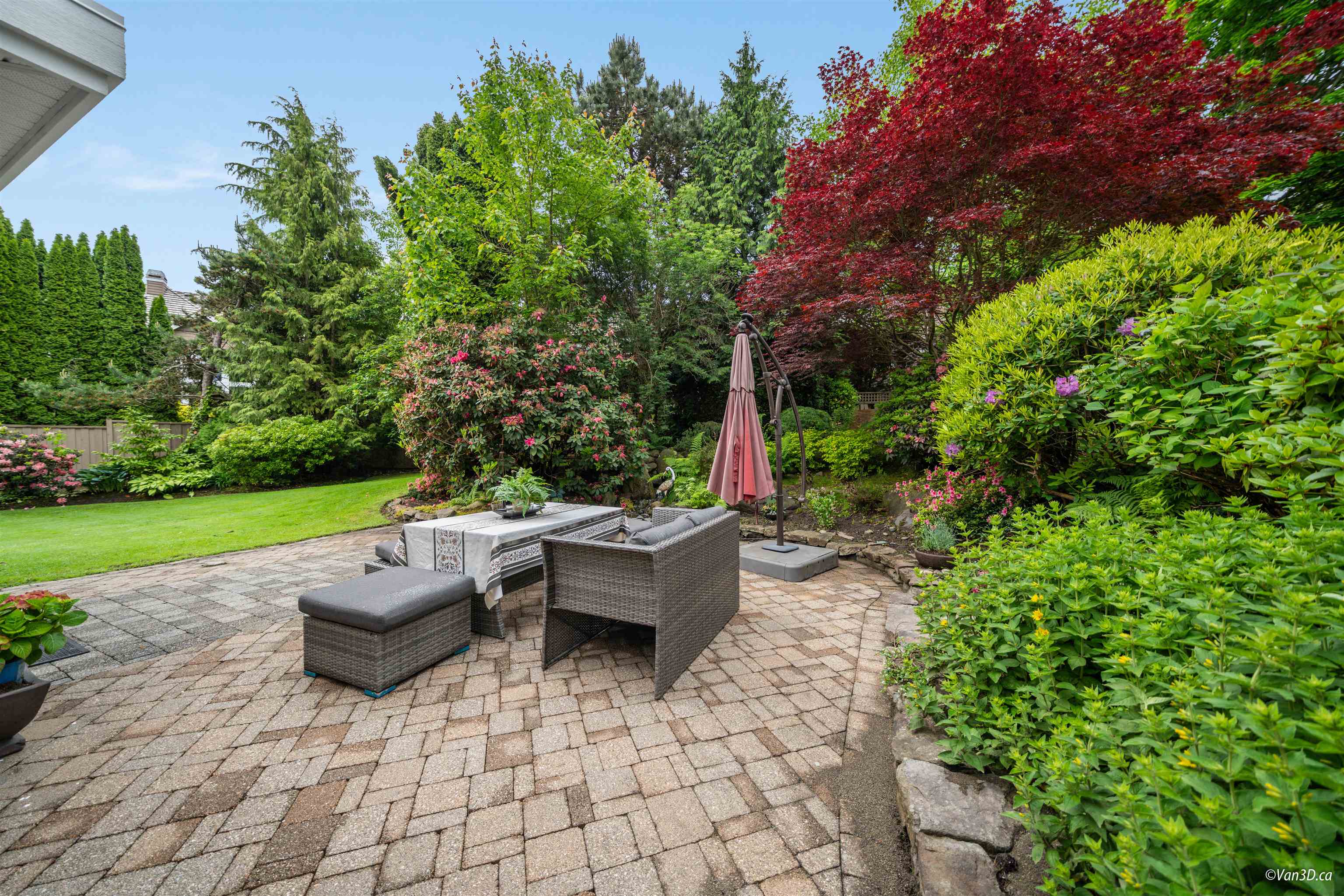  15828 Somerset Place - MLS&reg; # R3076404