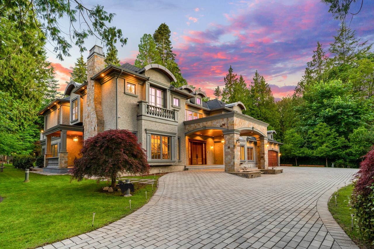  2923 Woodcrest Place - MLS&reg; # R3083973