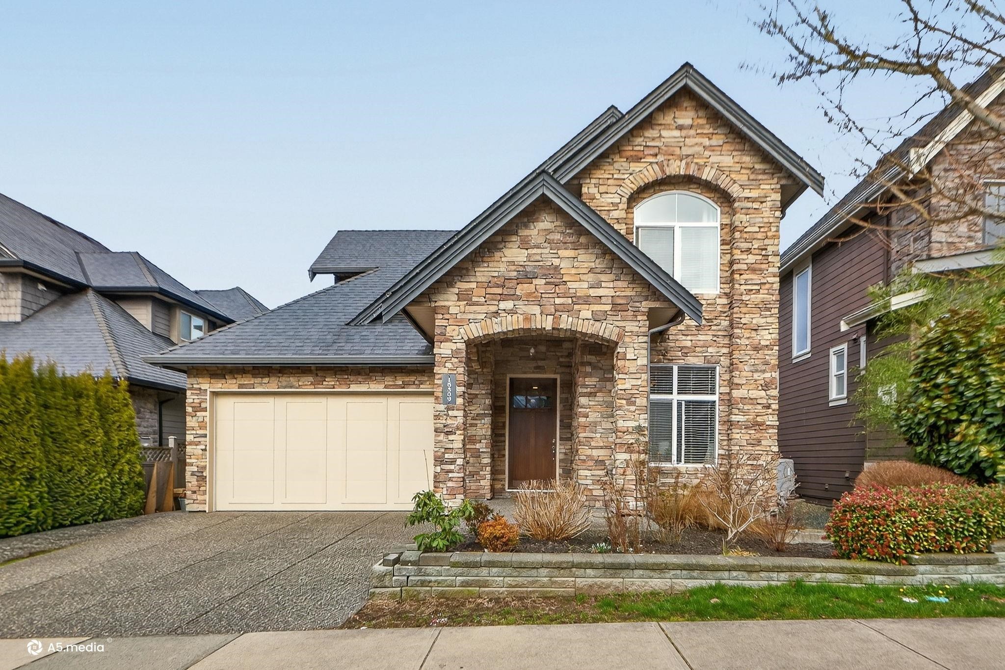  16309 25 Avenue - MLS&reg; # R3094485