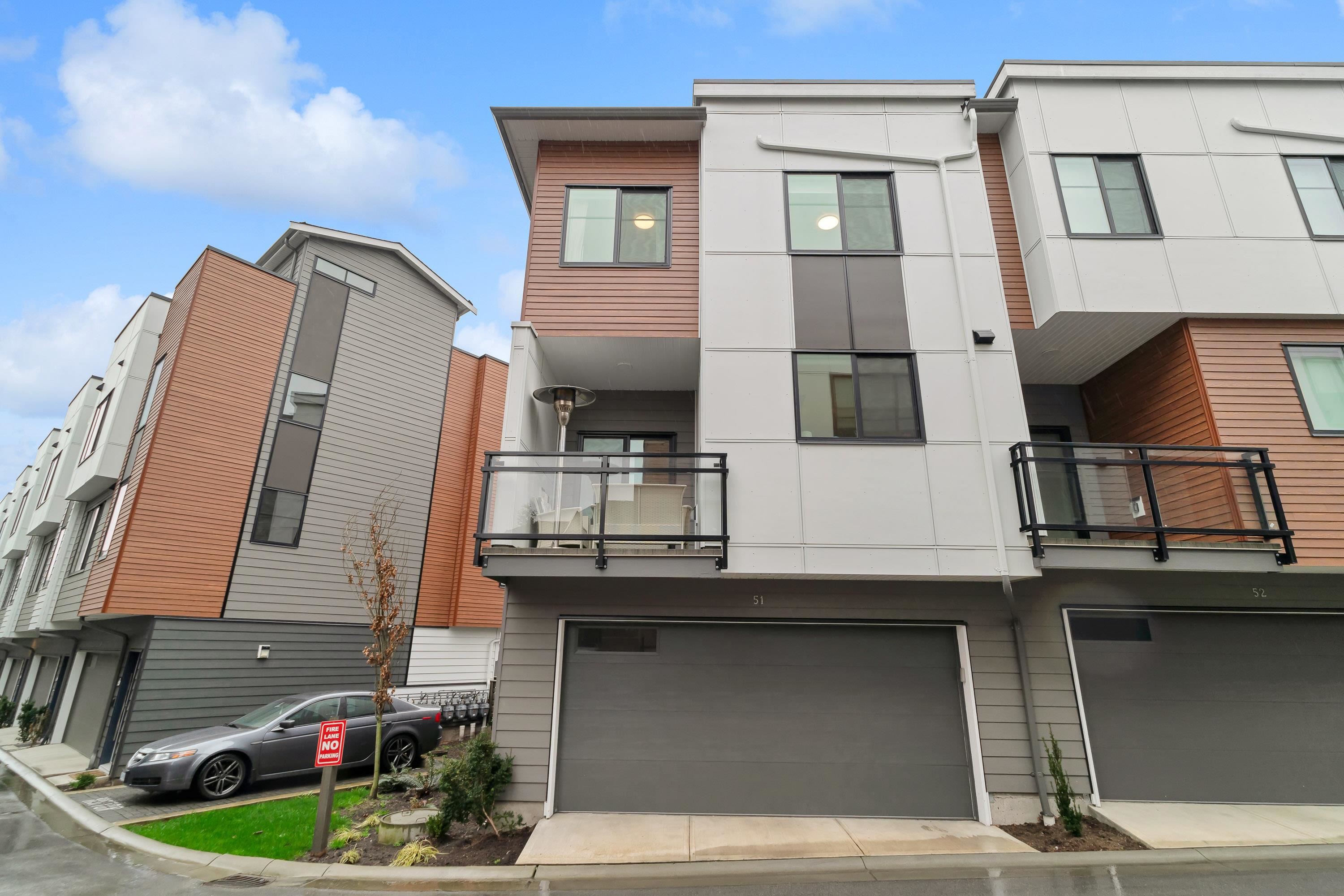 51 1639 162 Street - MLS&reg; # R3099614