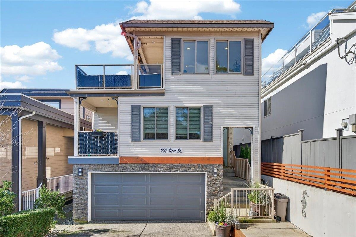  927 Kent Street - MLS&reg; # R3100709