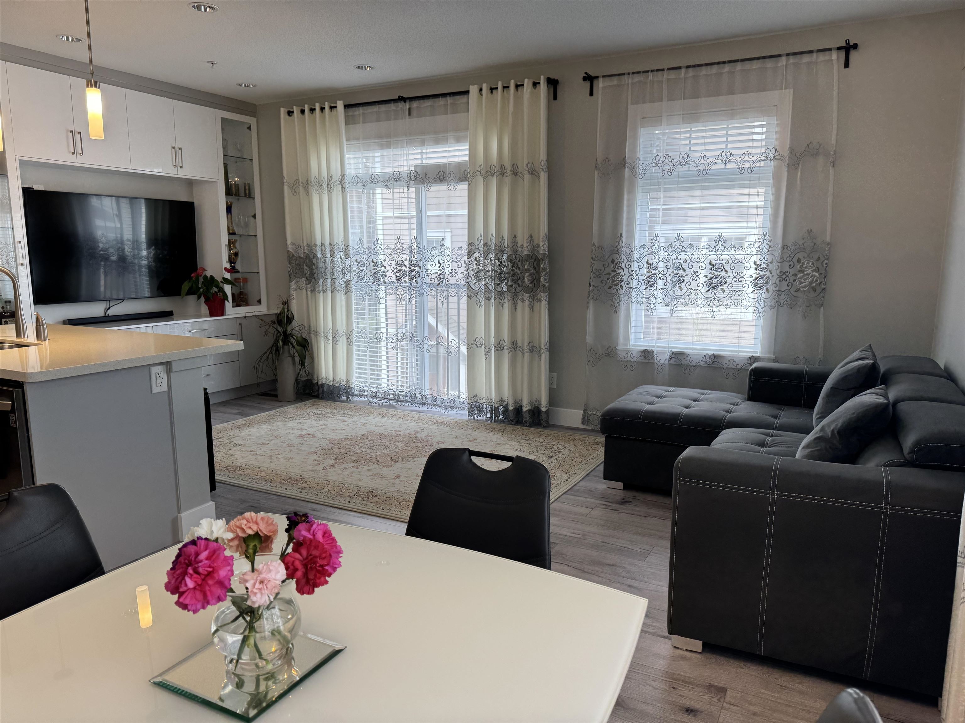 19 2689 Parkway Drive - MLS&reg; # R3103717