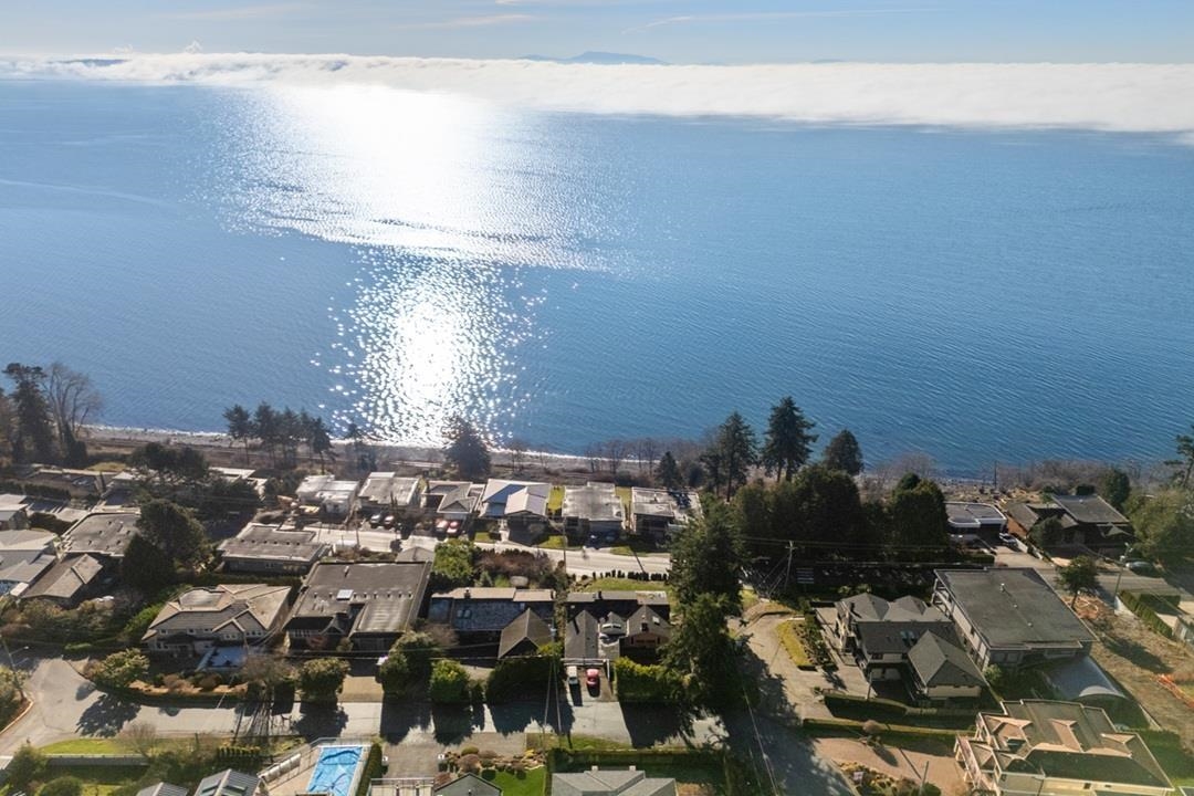  14310 Sunset Drive - MLS&reg; # R3103722