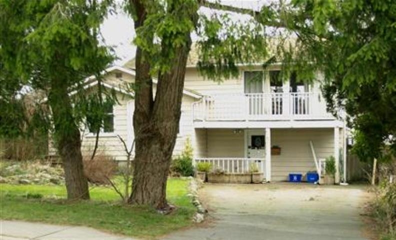  15695 Thrift Avenue - MLS&reg; # R3106543