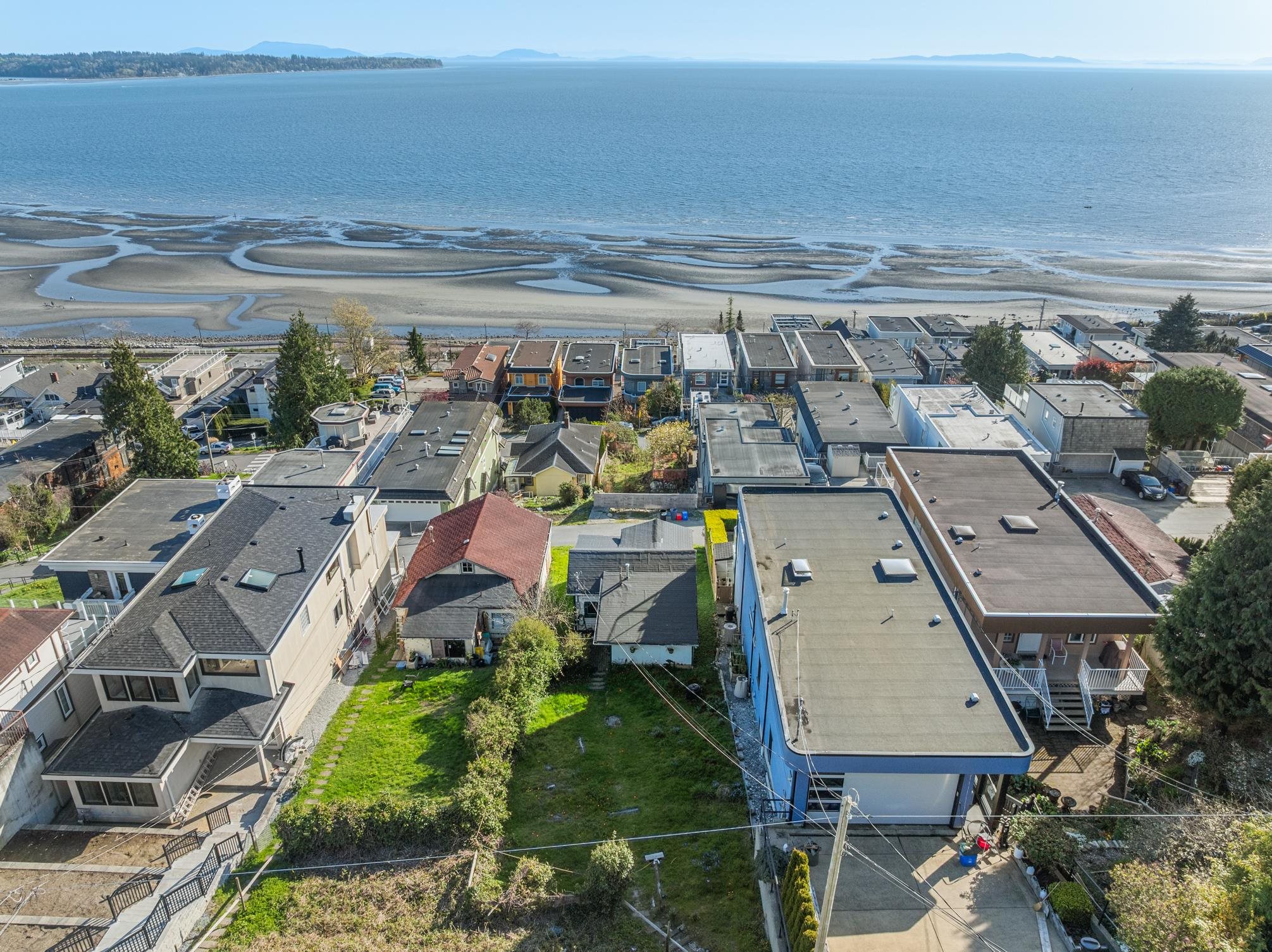  15412 Columbia Avenue - MLS&reg; # R3110504