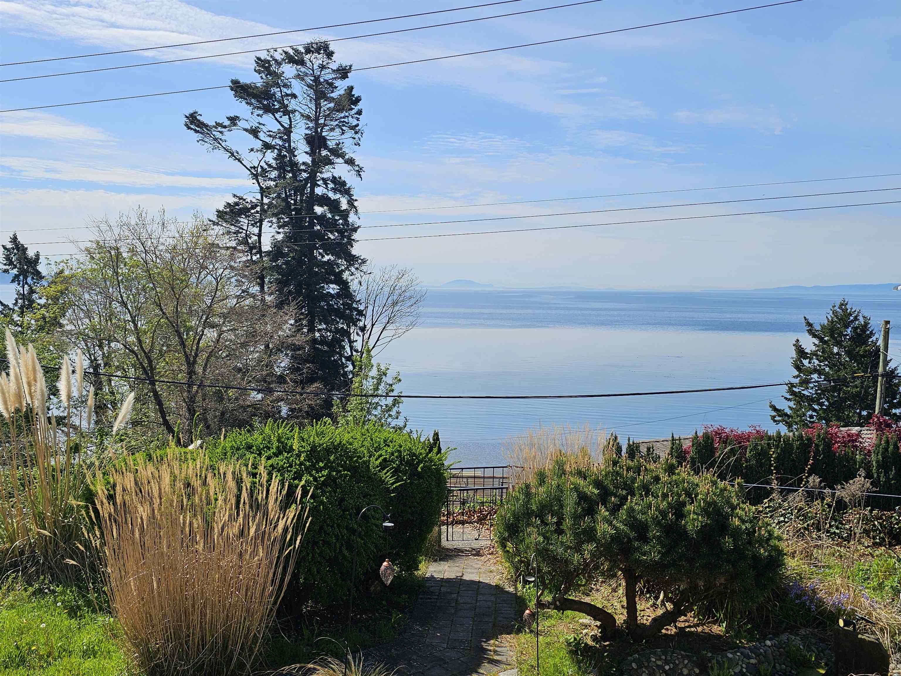  14391 Marine Drive - MLS&reg; # R3115082