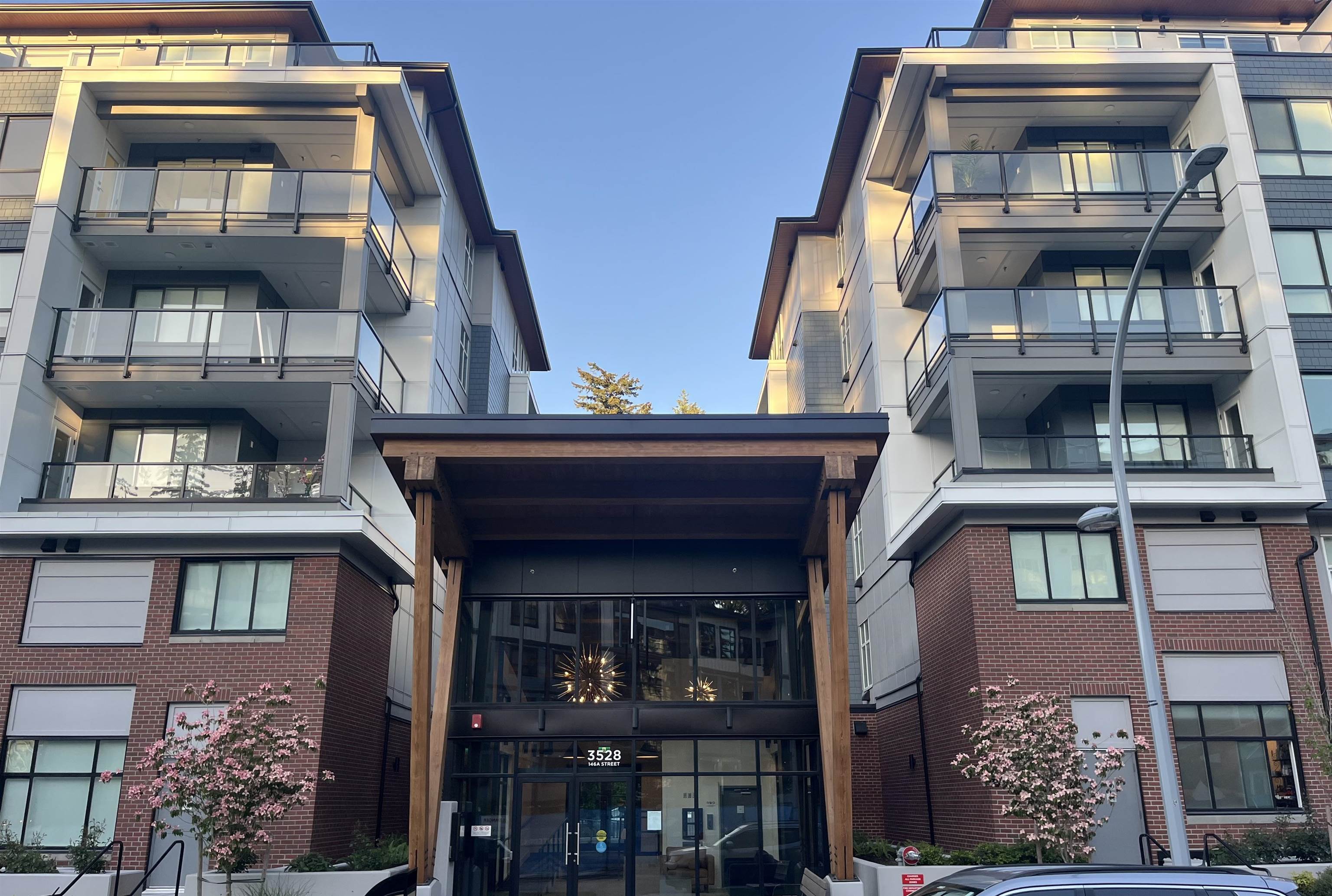 416 3528 146a Street - MLS&reg; # R3115216