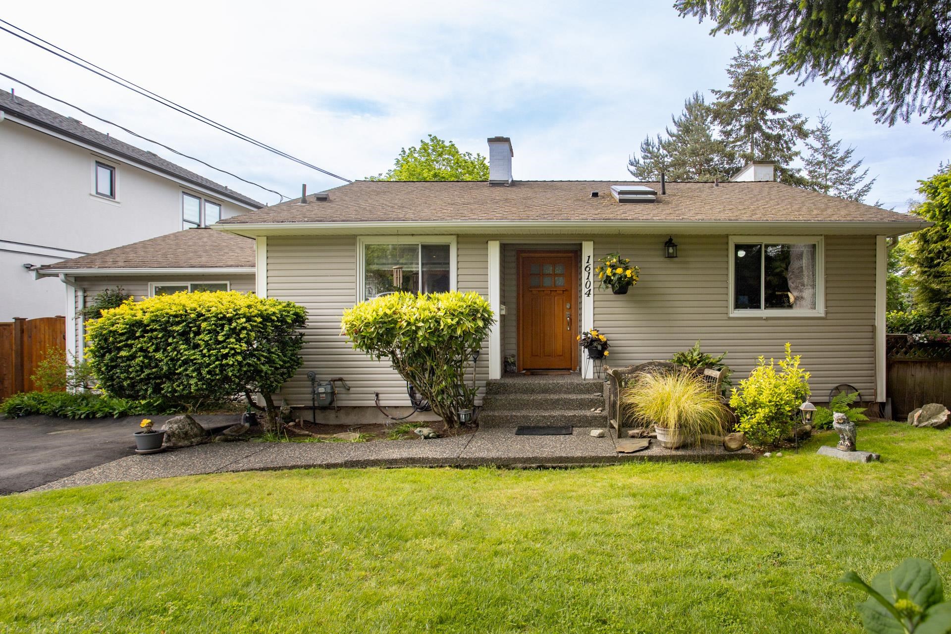  16104 9 Avenue - MLS&reg; # R3122061