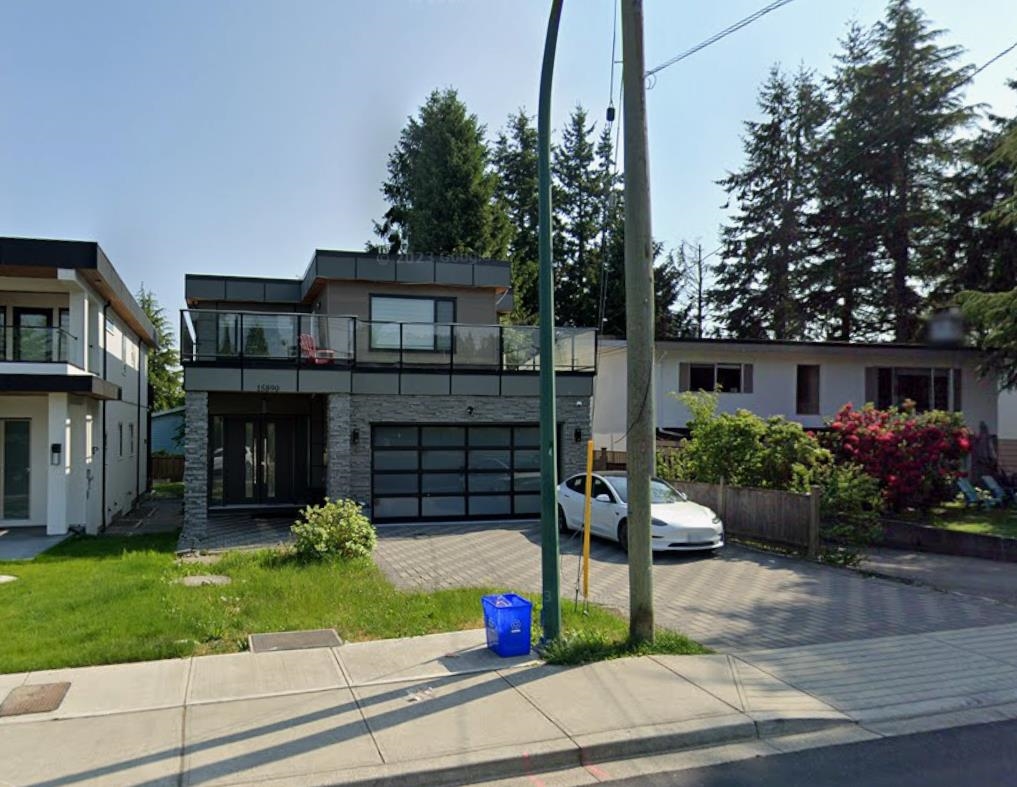  15890 Russell Avenue - MLS&reg; # R3122758