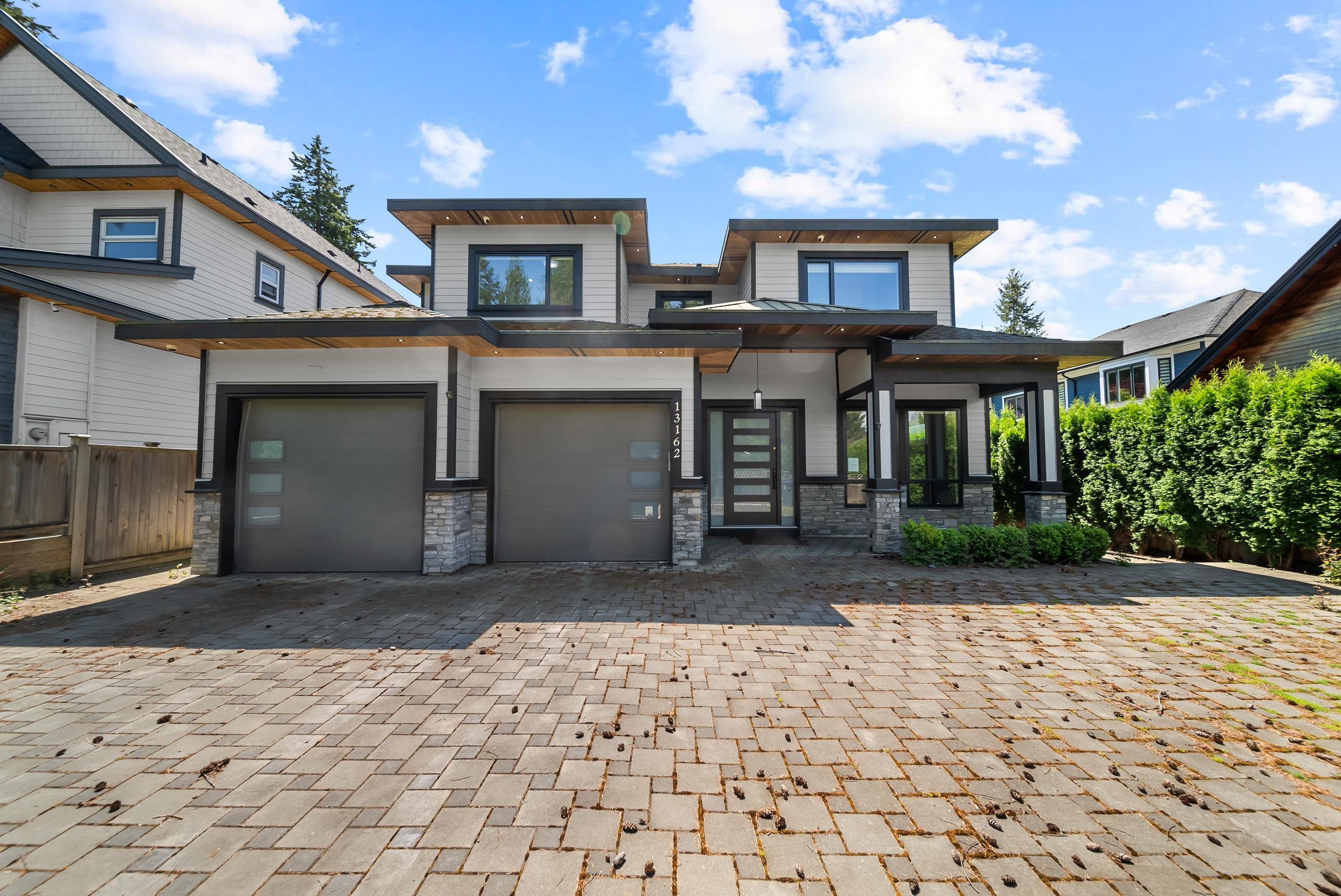  13162 20 Avenue - MLS&reg; # R3122776