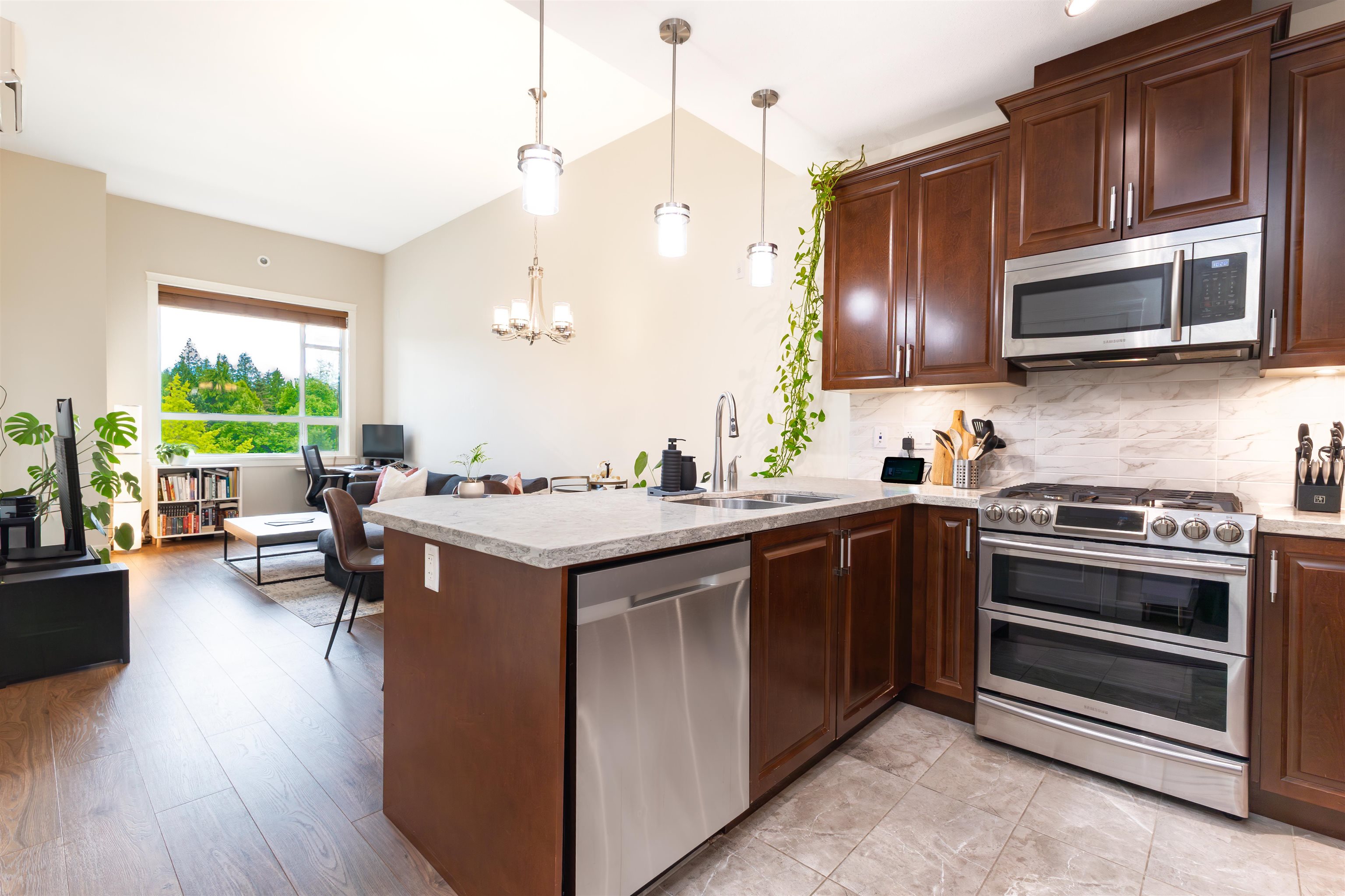 511 14588 Mcdougall Drive - MLS&reg; # R3124405