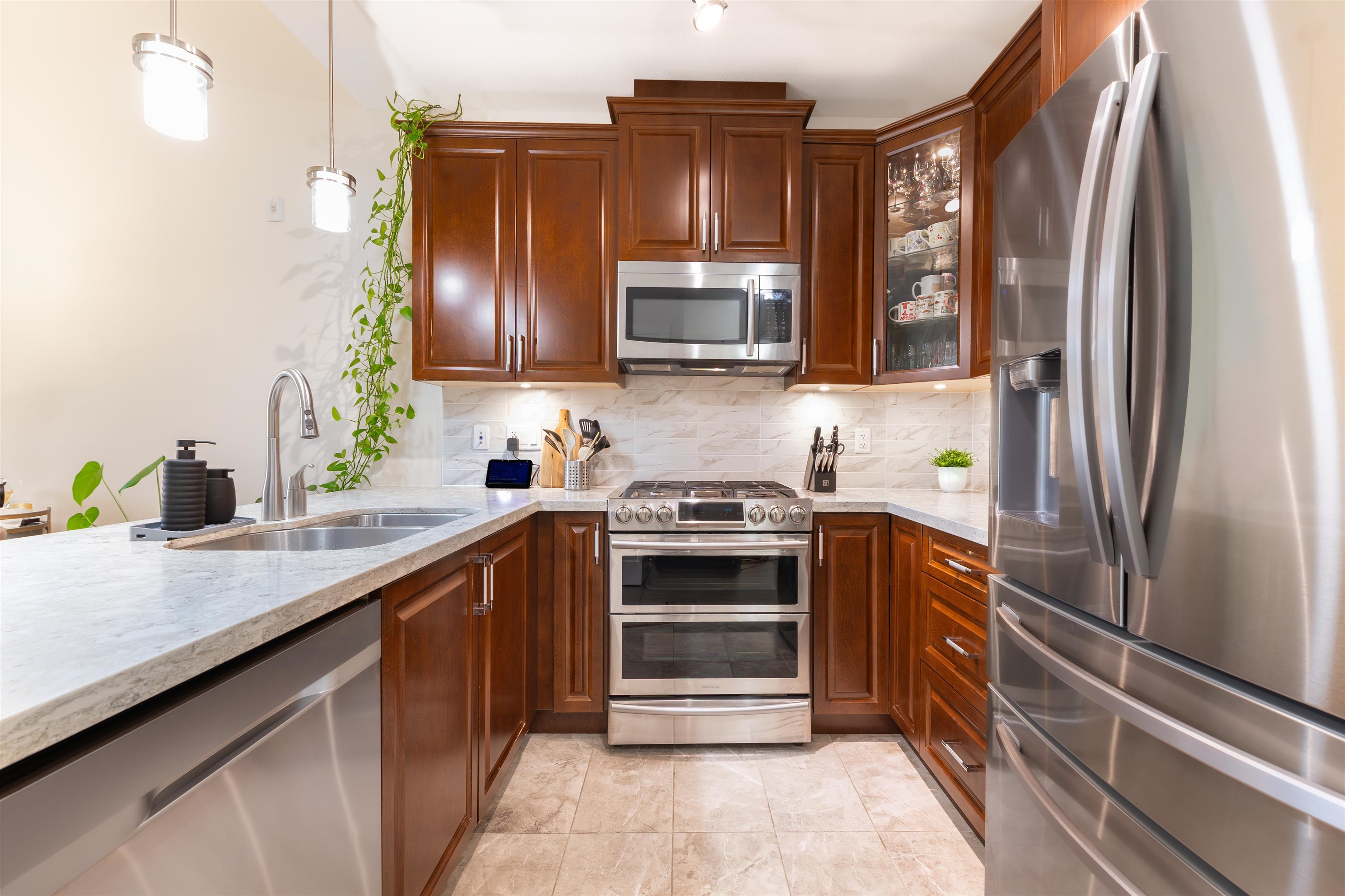 511 14588 Mcdougall Drive - MLS&reg; # R3124405