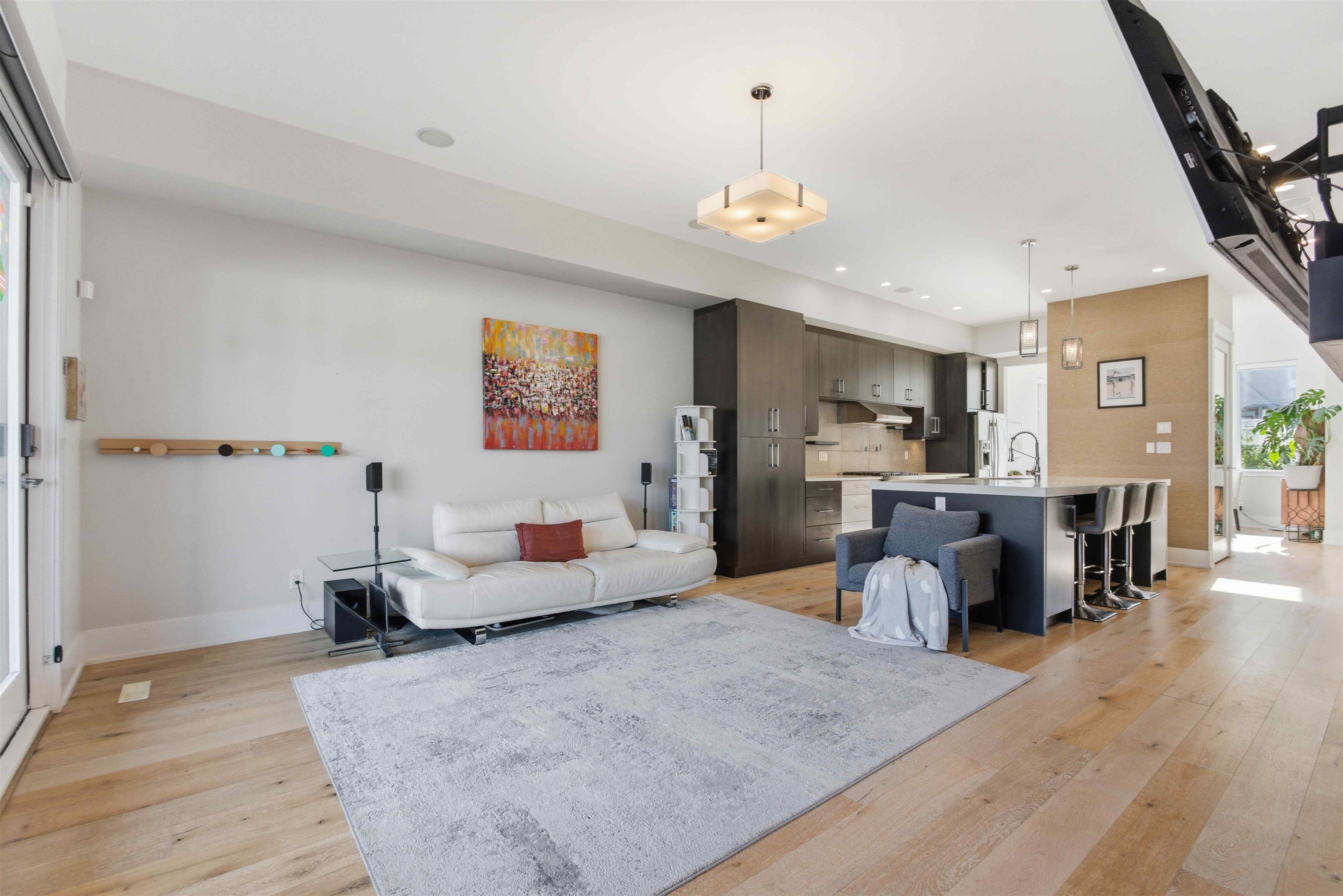  15871 28 Avenue - MLS&reg; # R3125123