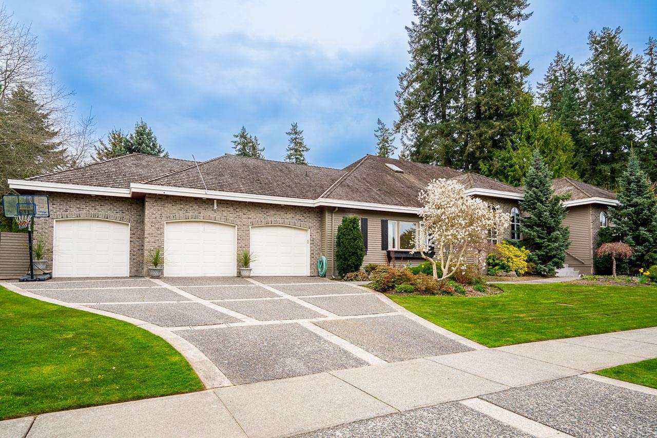  2318 Chantrell Park Drive - MLS&reg; # R3129626