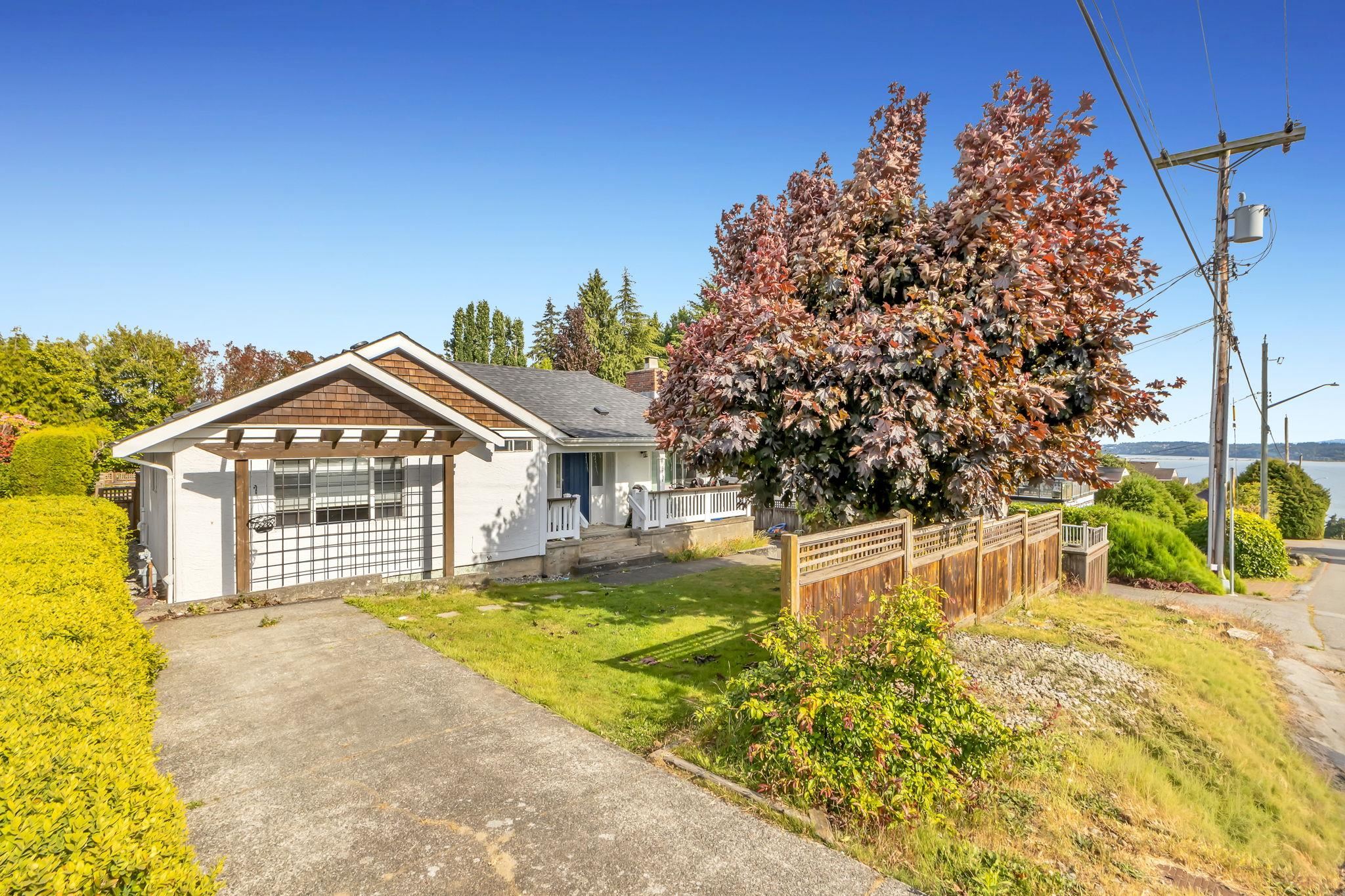  1154 Finlay Street - MLS&reg; # R3130234